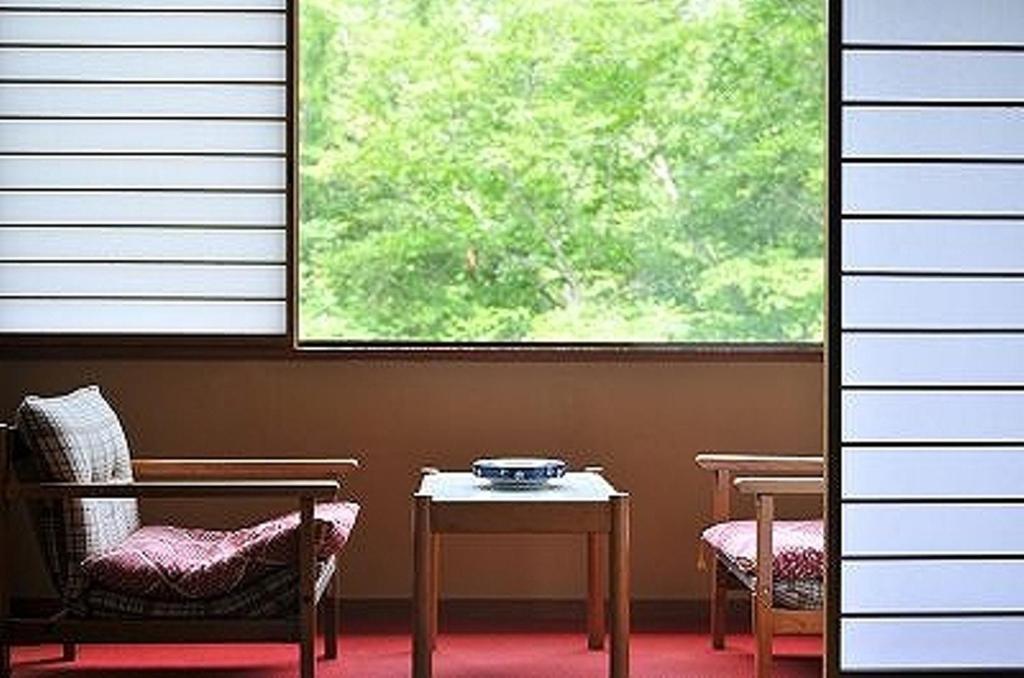 Double or Twin Room with Mountain View photo 3