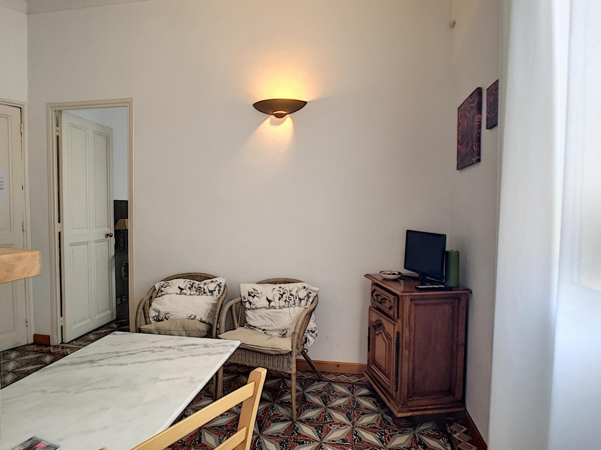 Apartment (2 Adults)