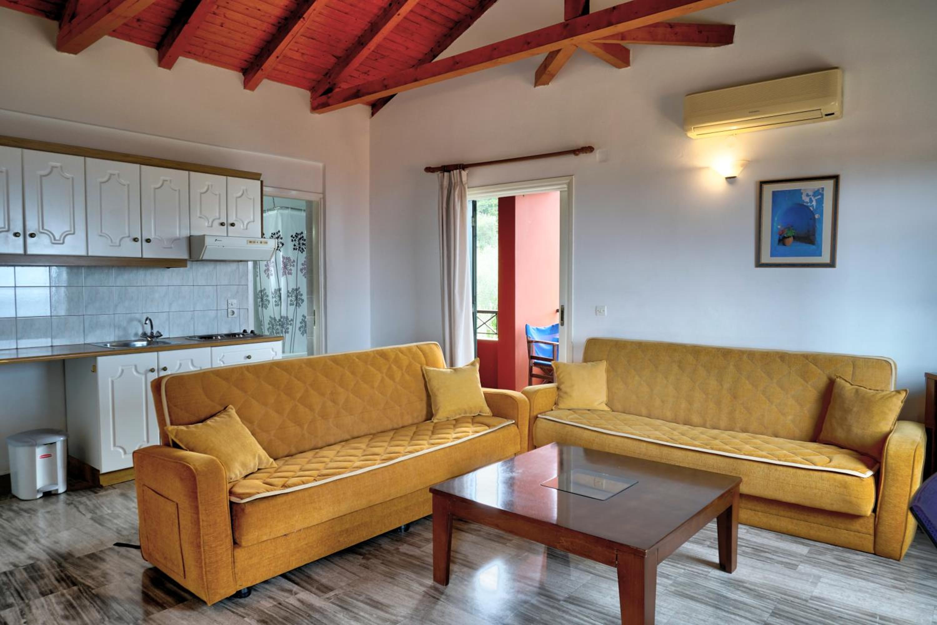 Executive Suite - Photo 1