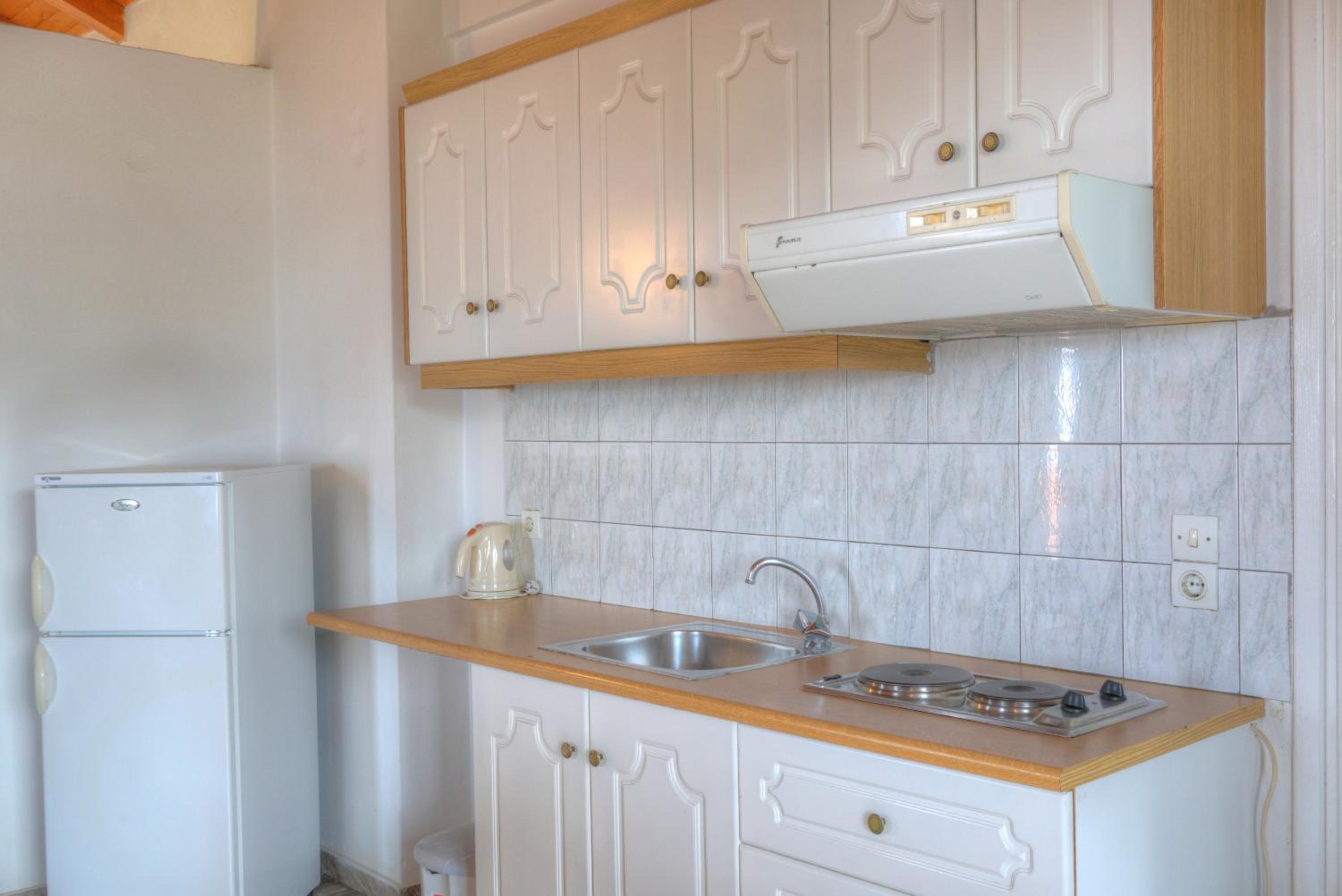 Standard Suite - Photo 4