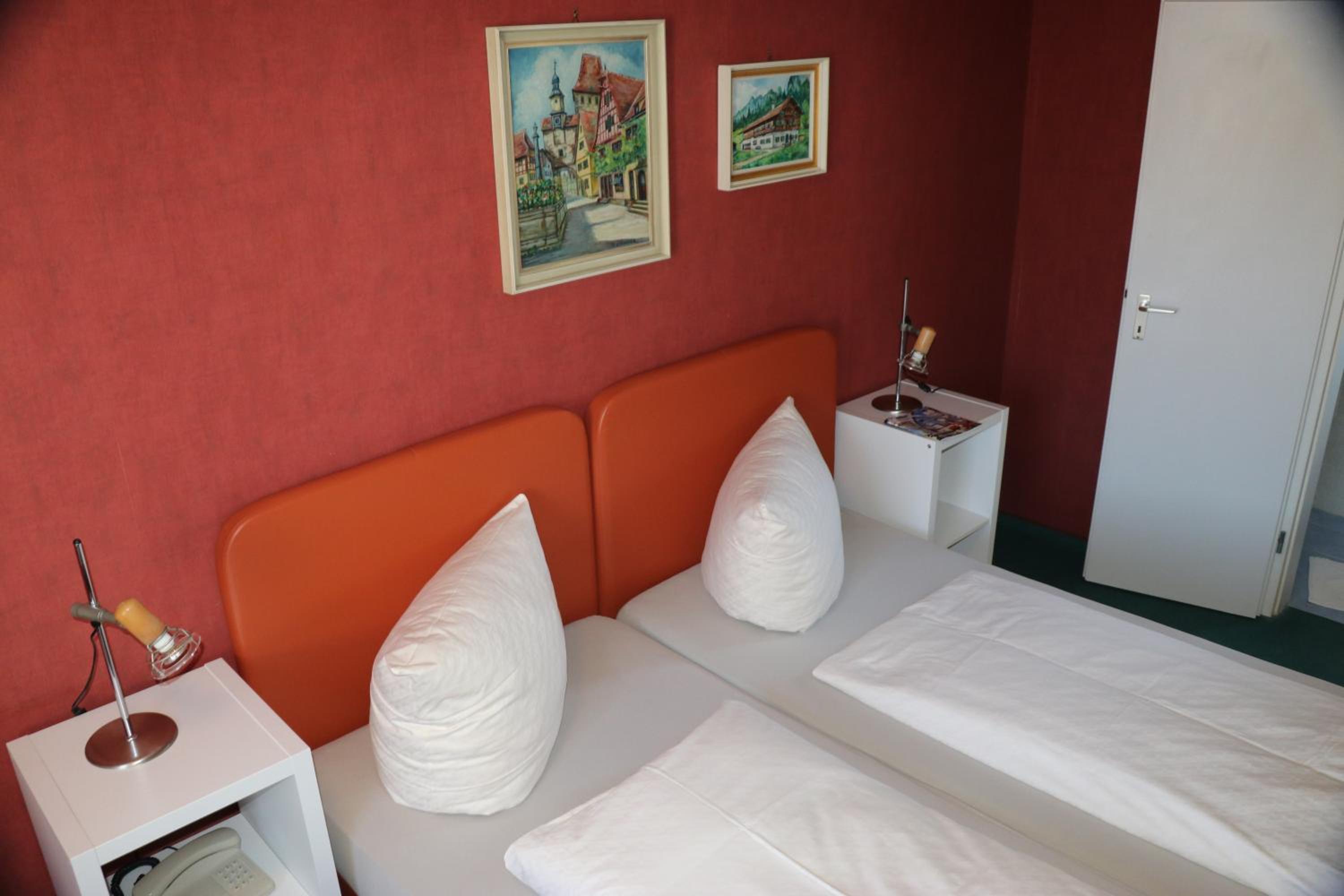 Standard  Double Room - Photo 1