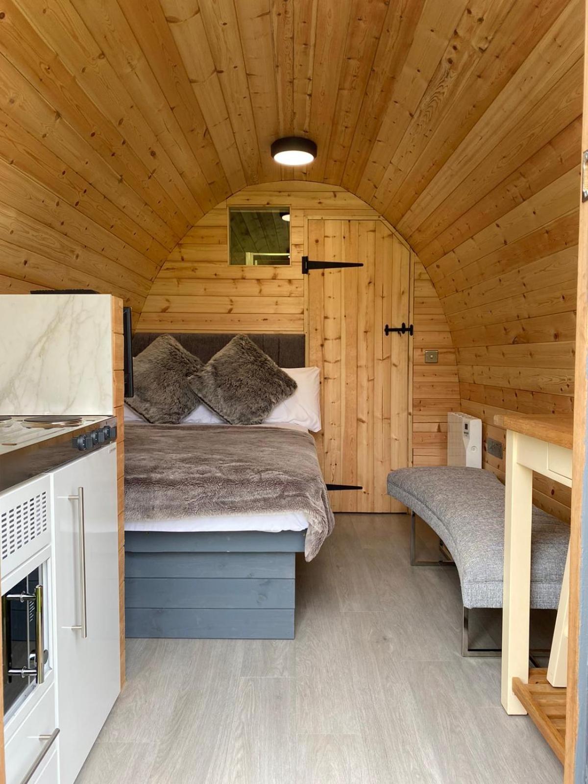 Pod with Ensuite Bathroom