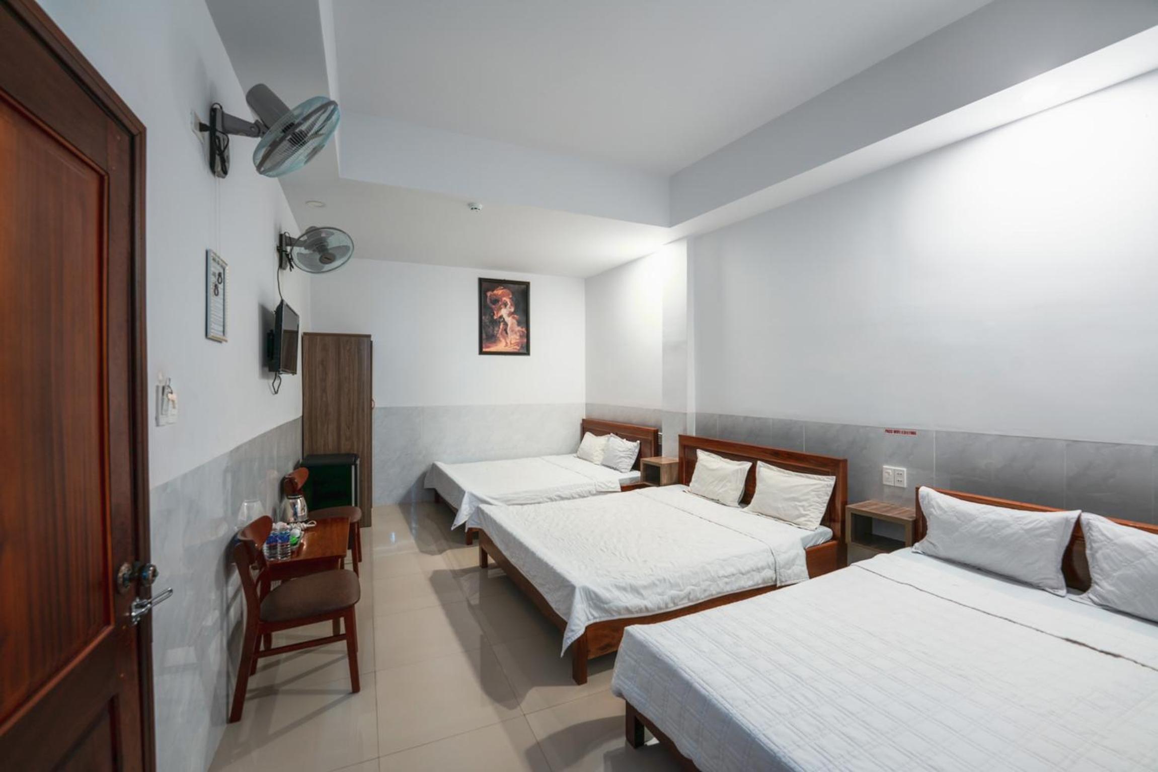 Mixed Dormitory Room photo 1