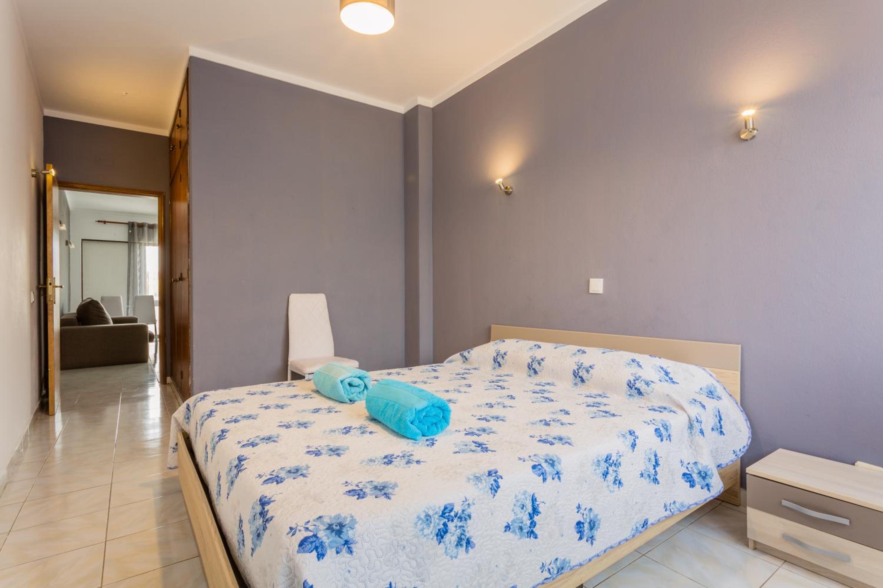 Two-Bedroom House - Photo 10