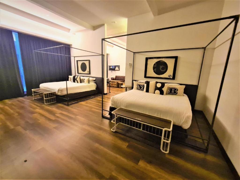 Deluxe Family Suite photo 2