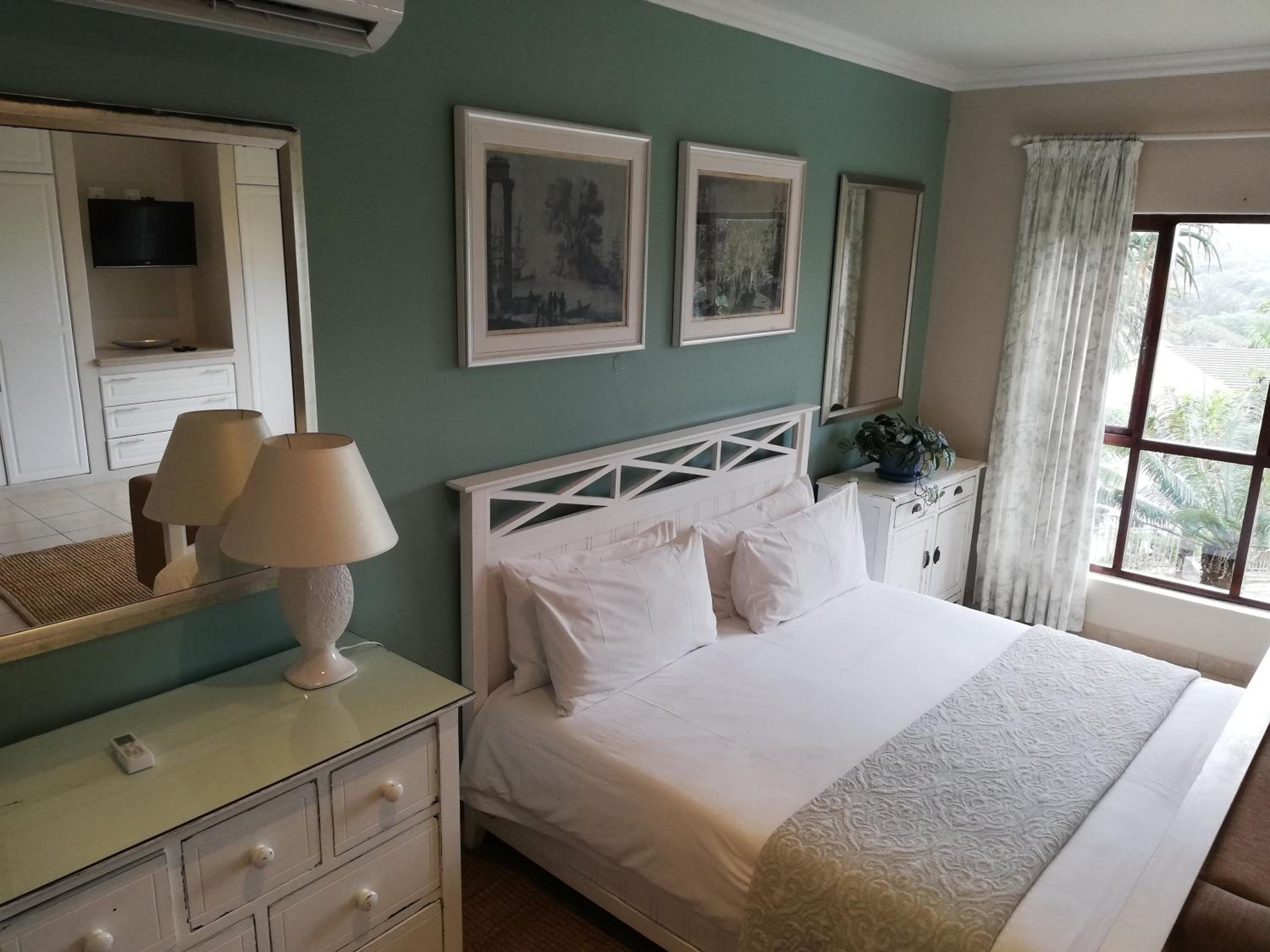 King Room with Garden View - Photo 8