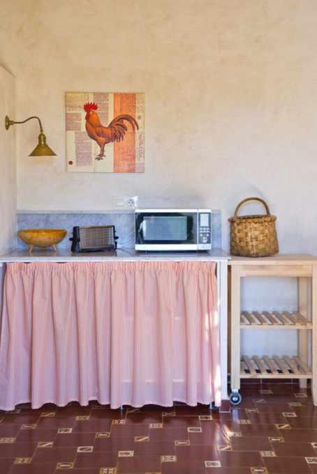 One-Bedroom House - Photo 11