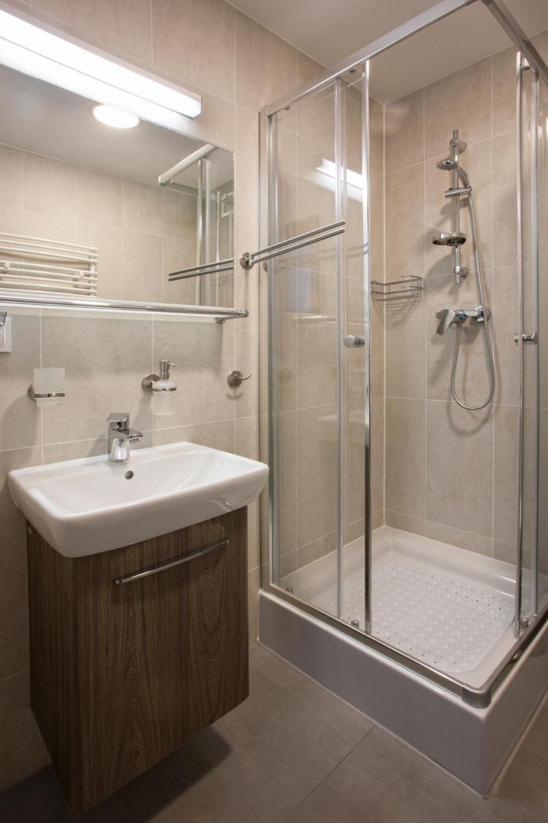 Triple Room - Photo 1