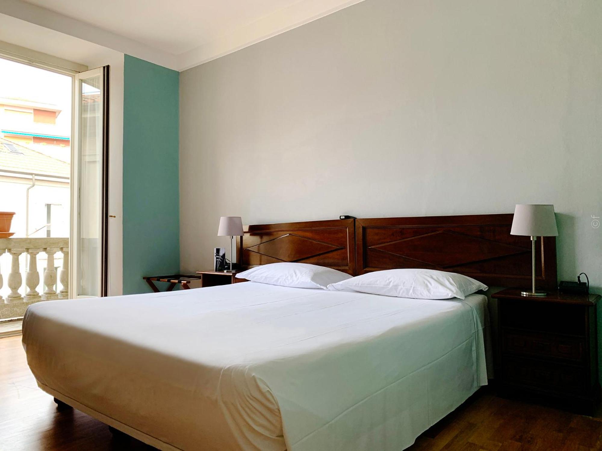 Double Room - Photo 5