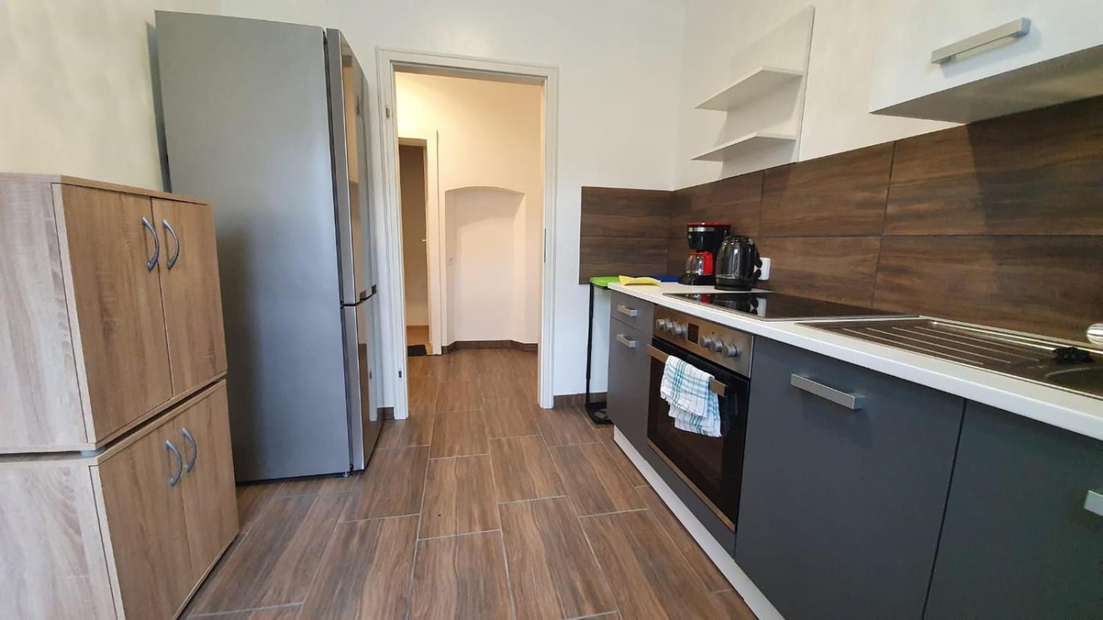 One-Bedroom Apartment - Photo 13
