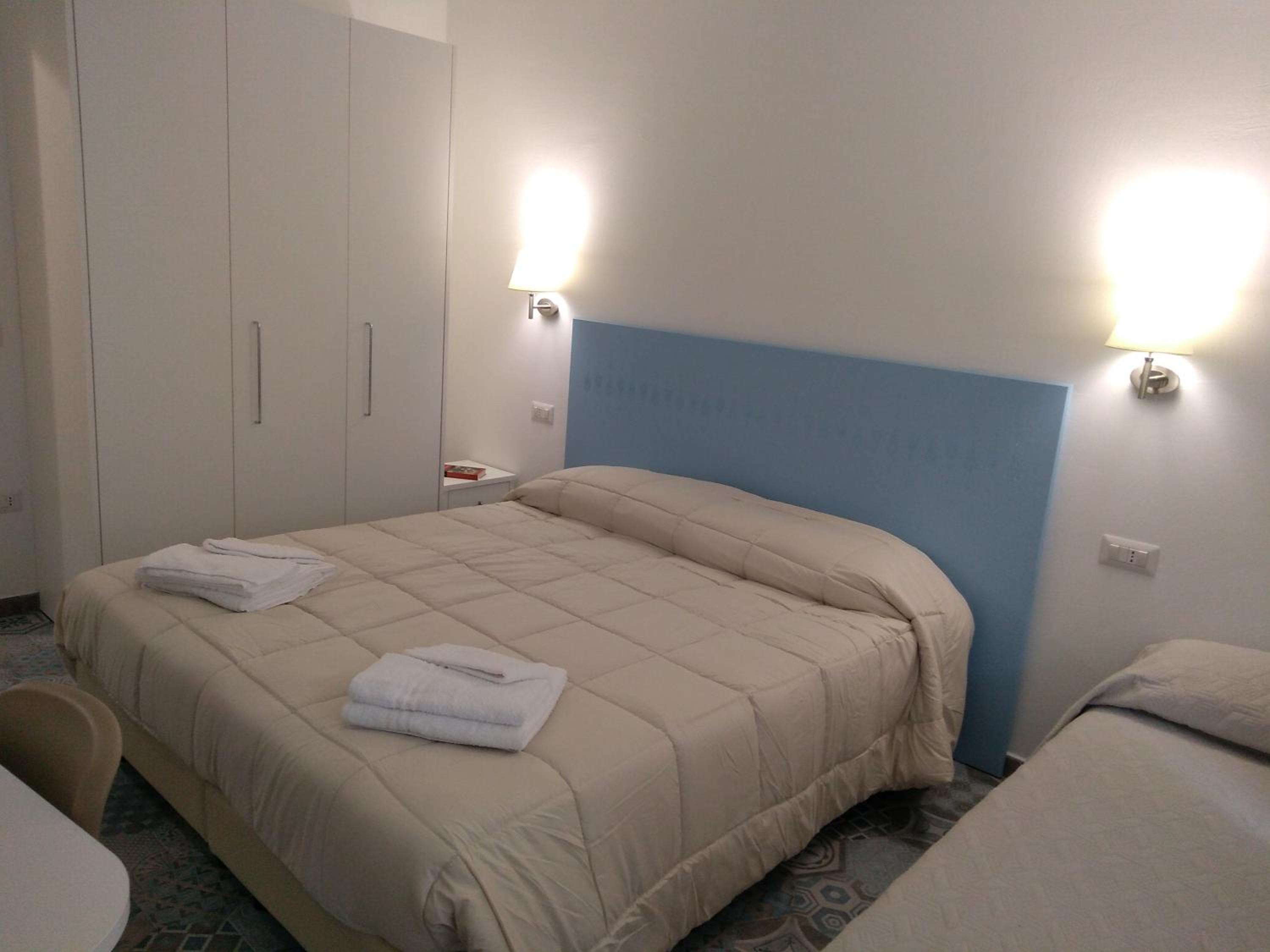 Luxury Triple Room - Photo 3