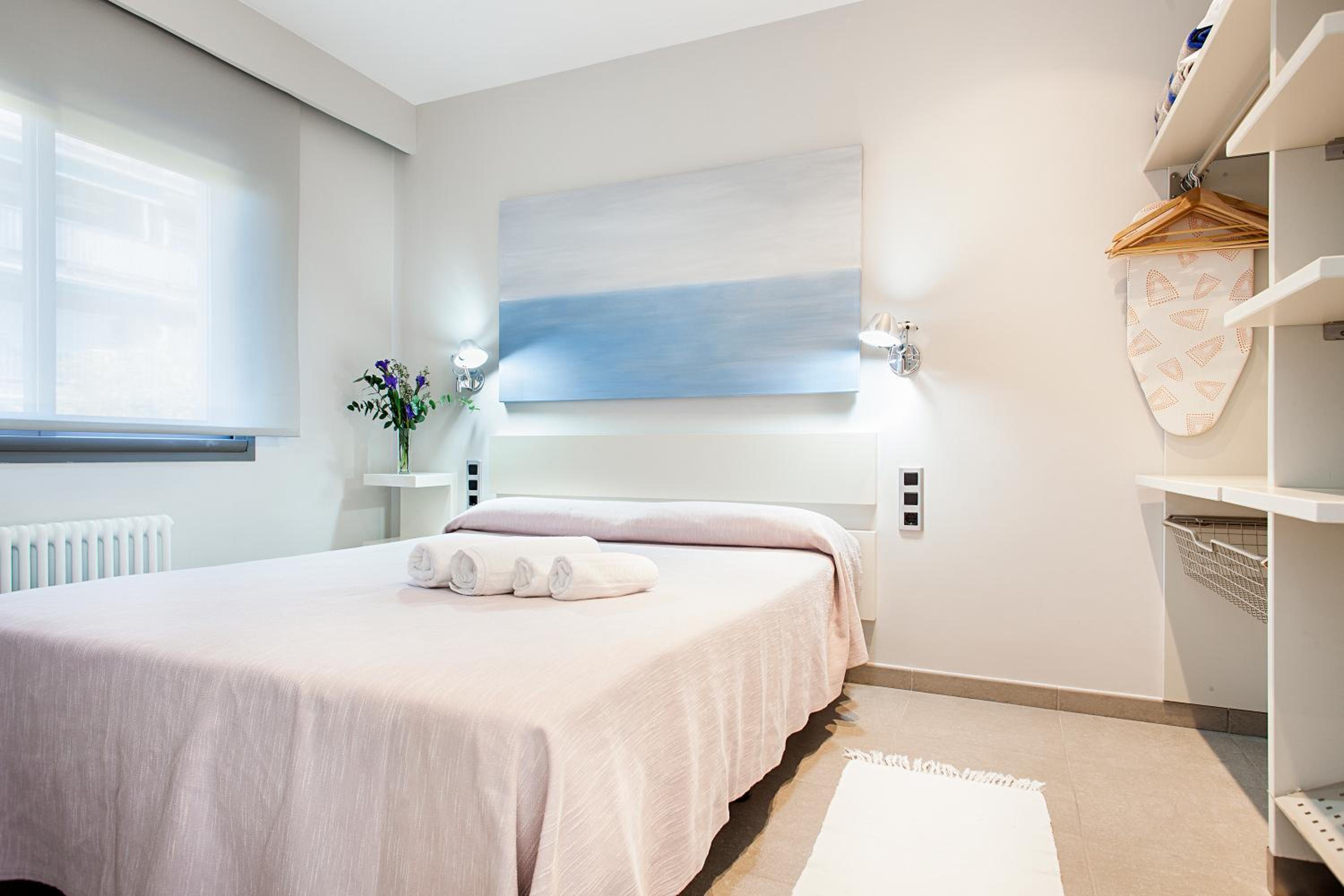 One-Bedroom Apartment with Sea View photo 3