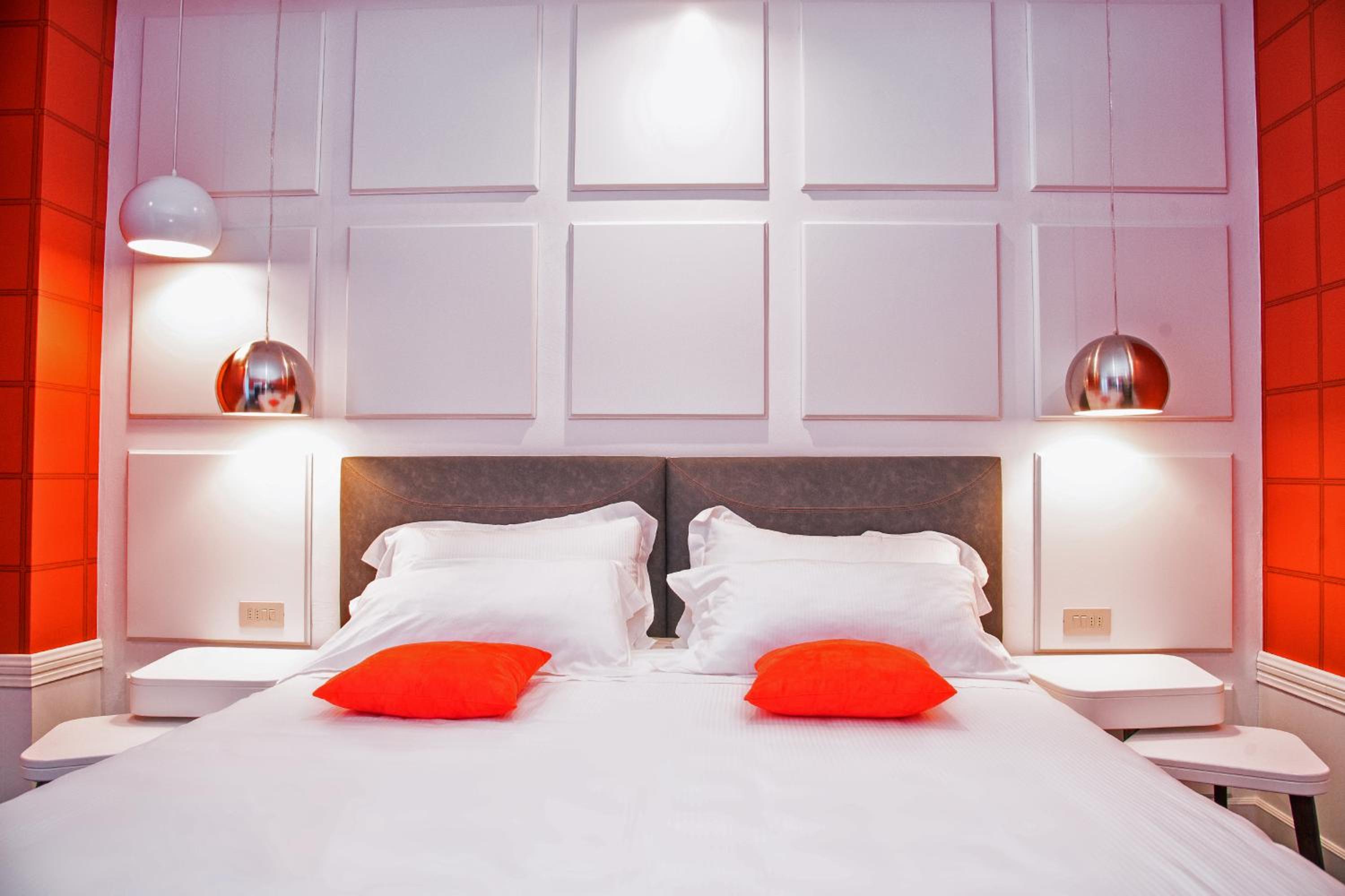 Deluxe Junior Suite - Photo 5