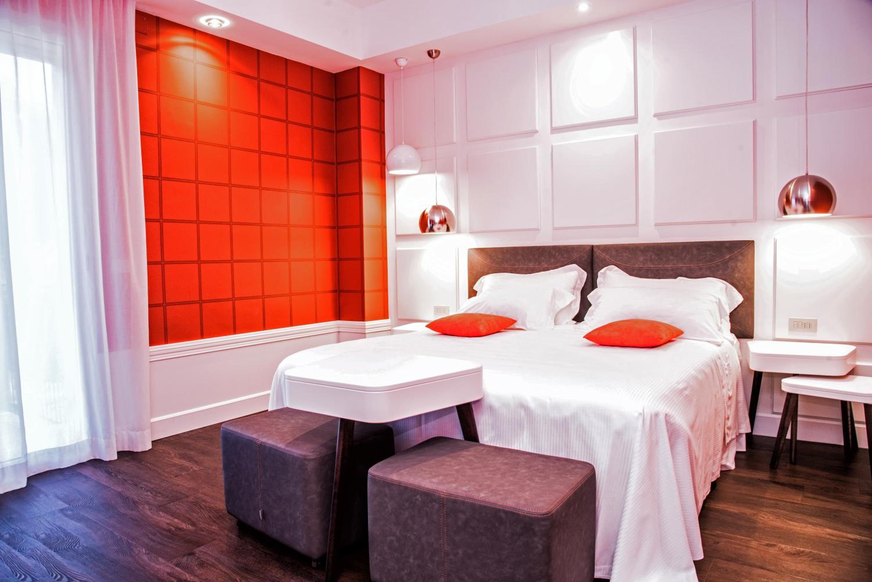 Deluxe Junior Suite - Photo 1