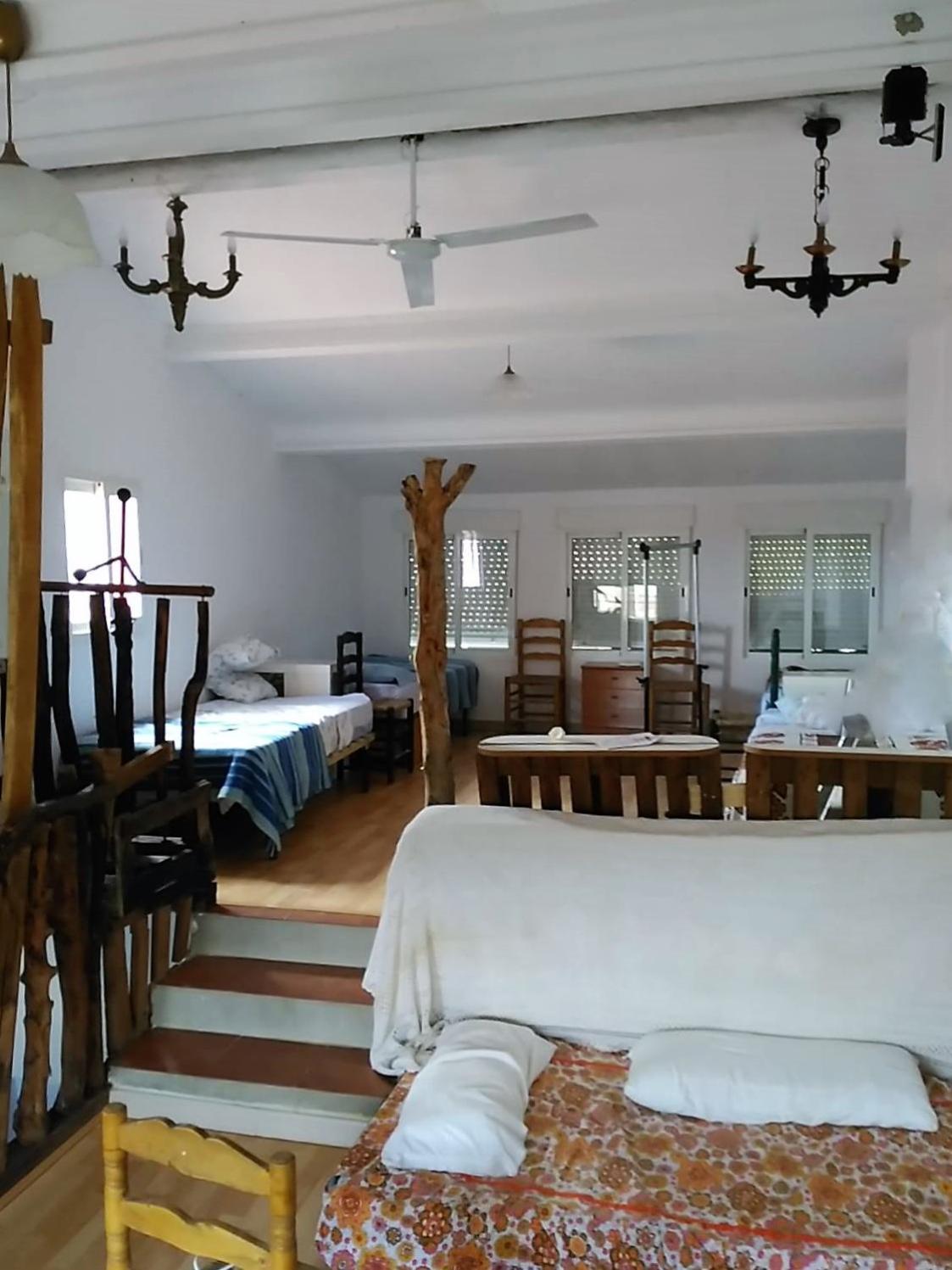 Deluxe Family Room - Photo 2
