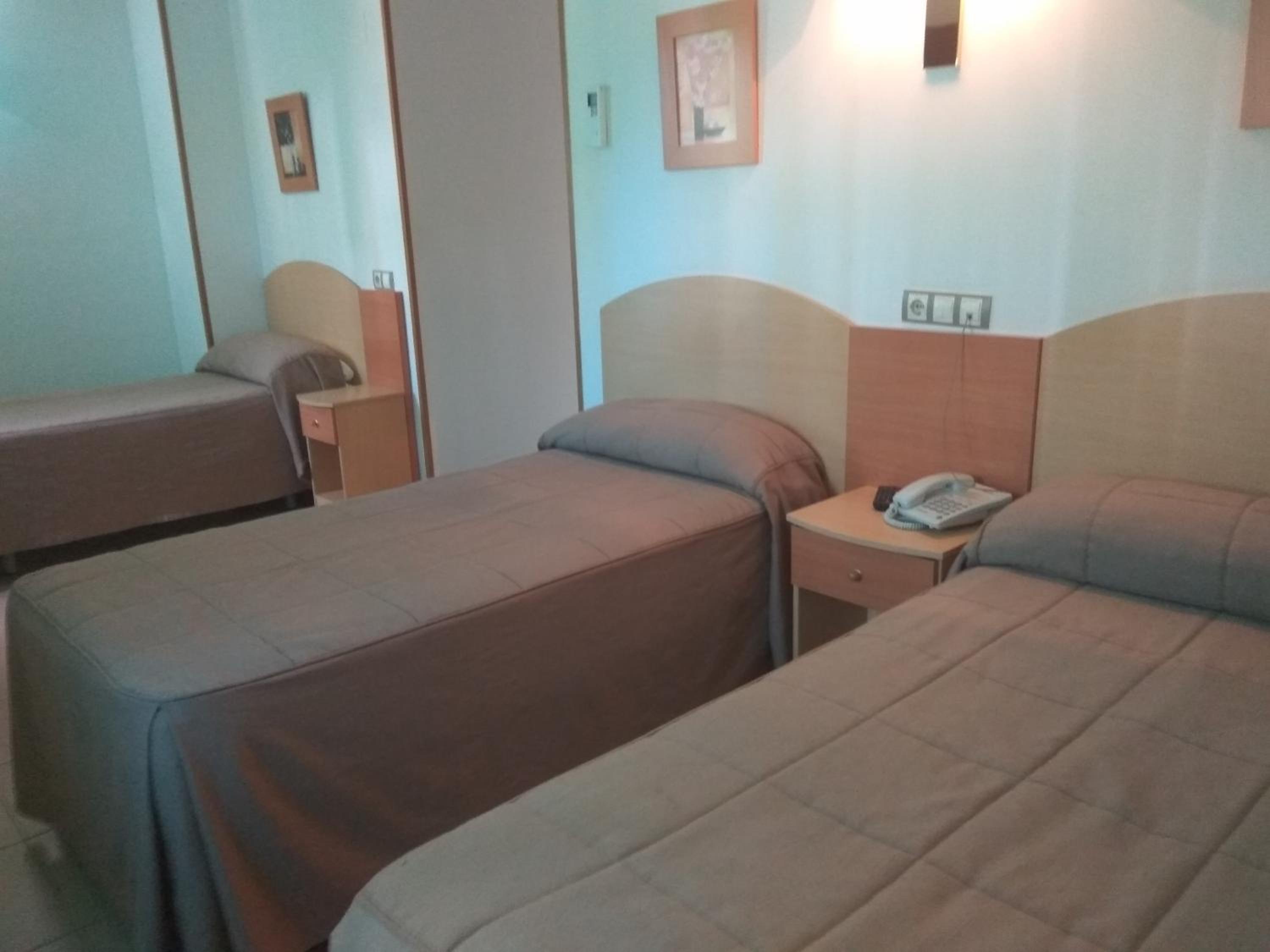 Triple Room photo 2