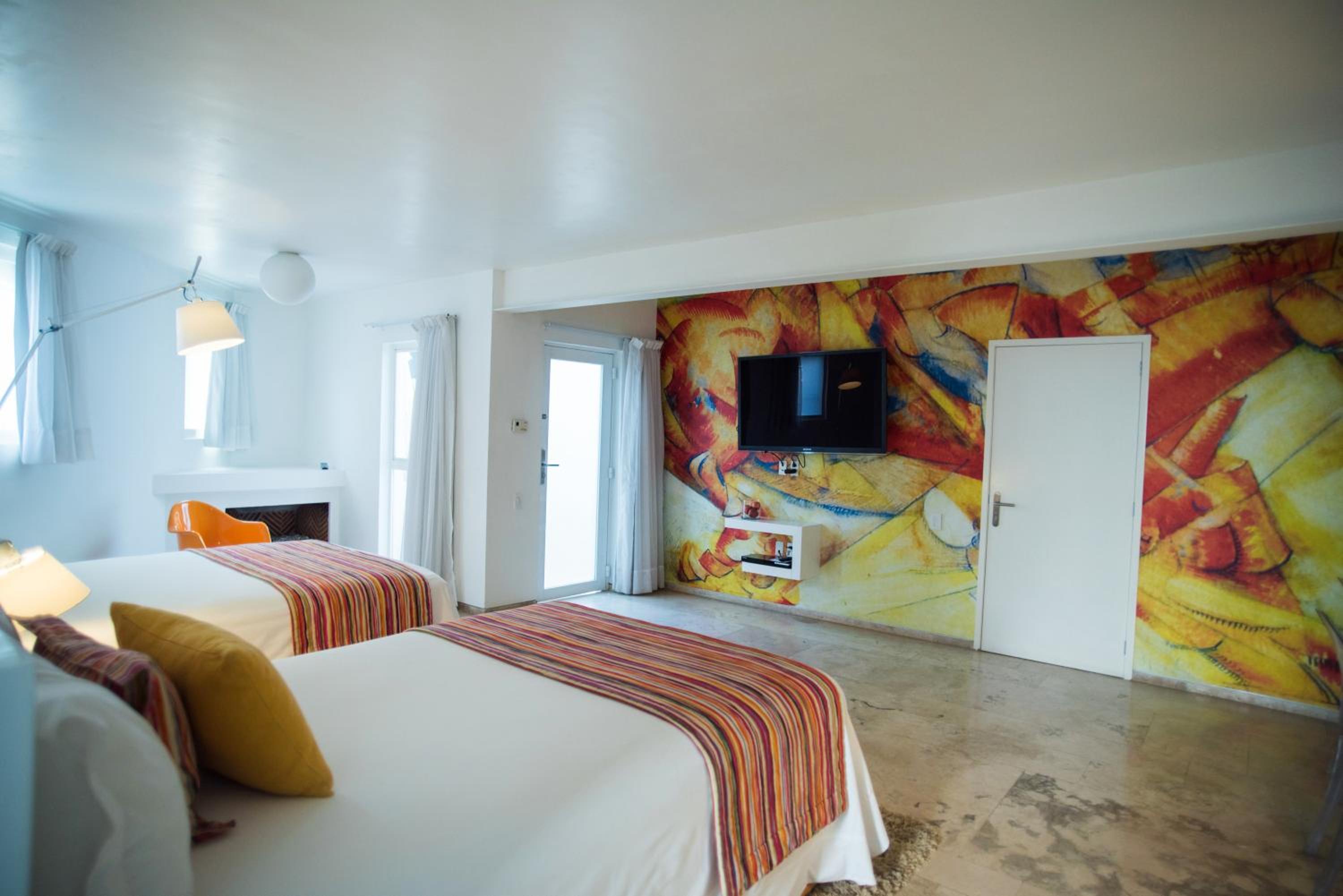 Deluxe Double Room with Two Double Beds - Photo 2