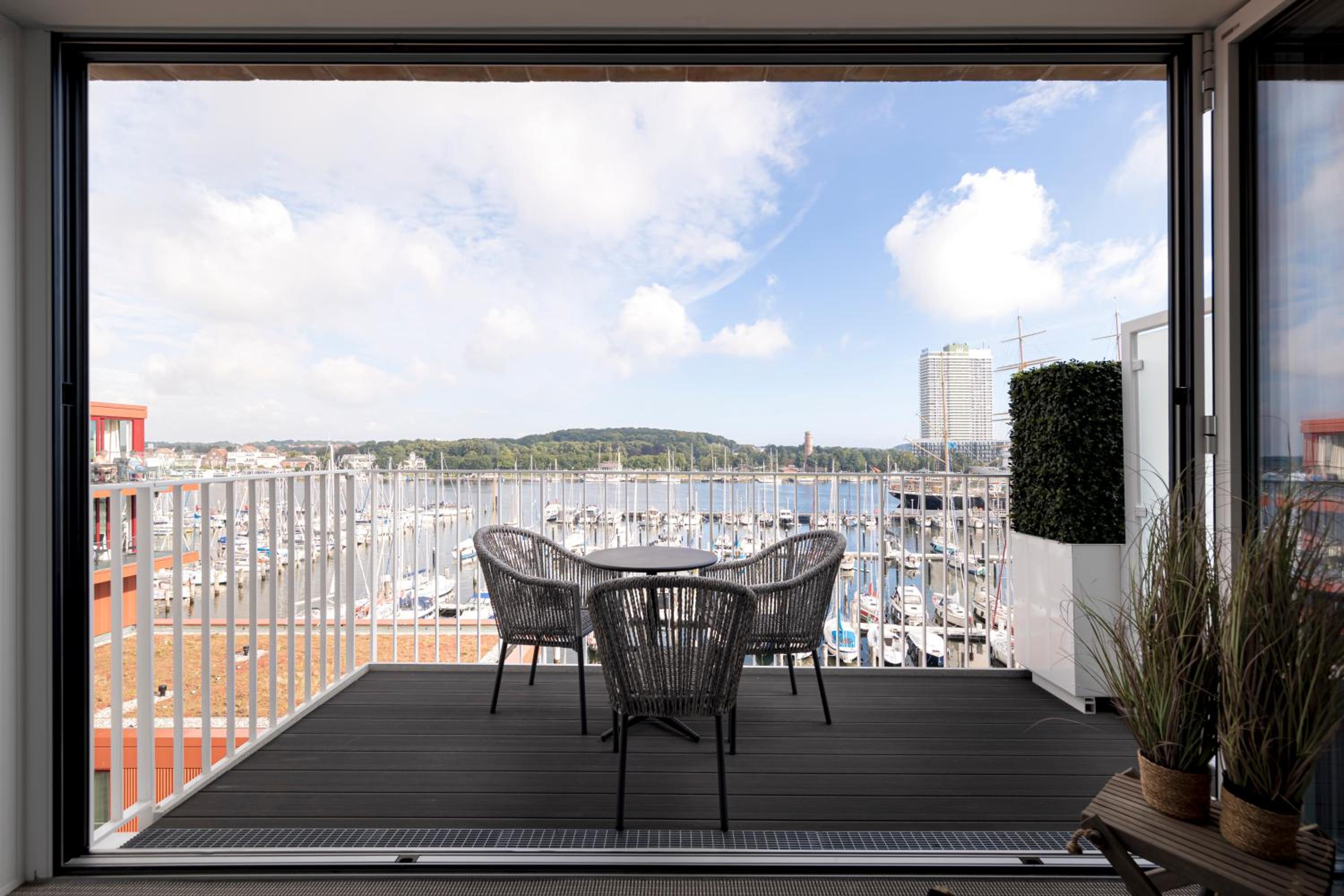 Penthouse Suite thumbnail 6