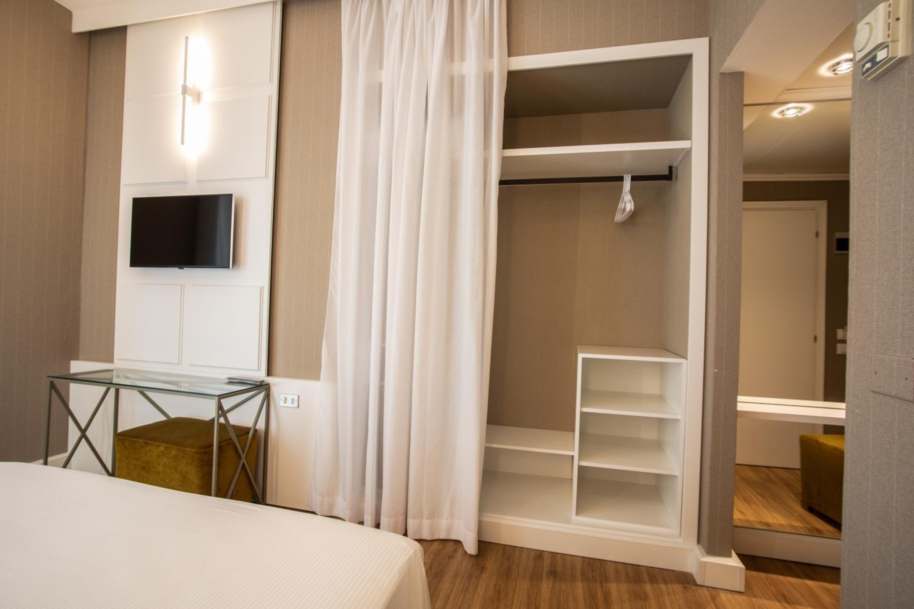 Superior Double Room - Photo 5