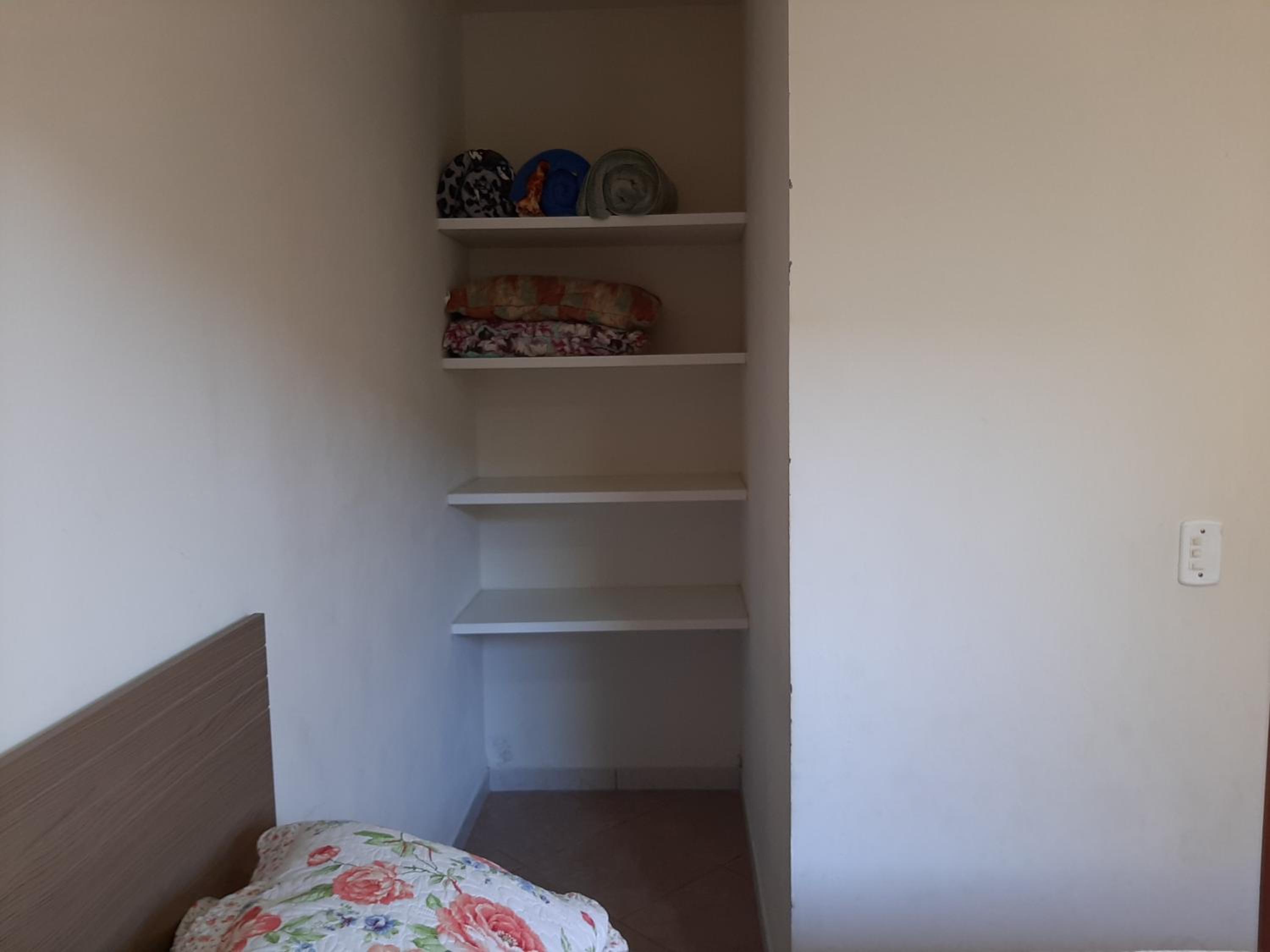 One-Bedroom Apartment - Photo 4