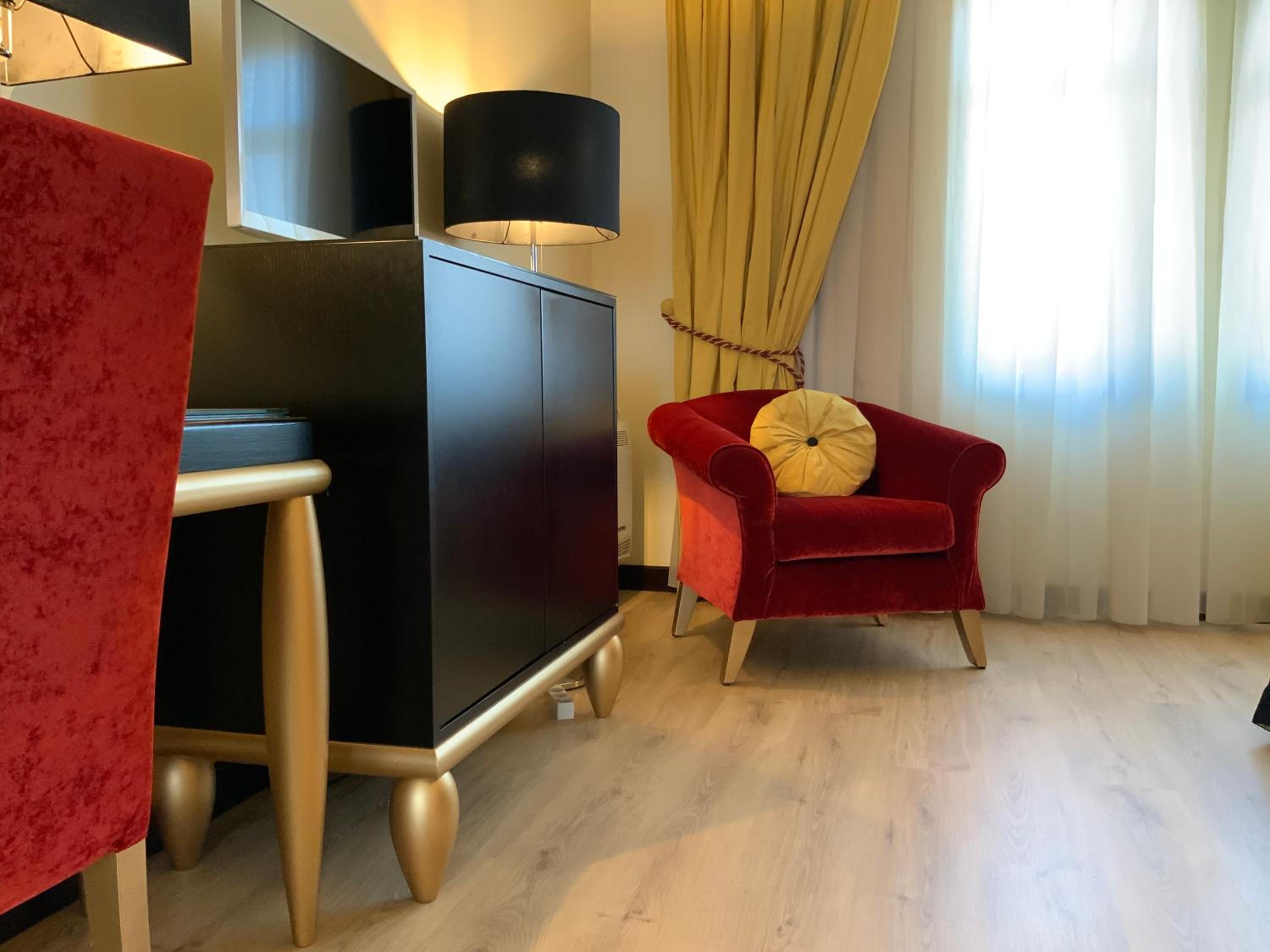 Superior Double Room - Photo 12
