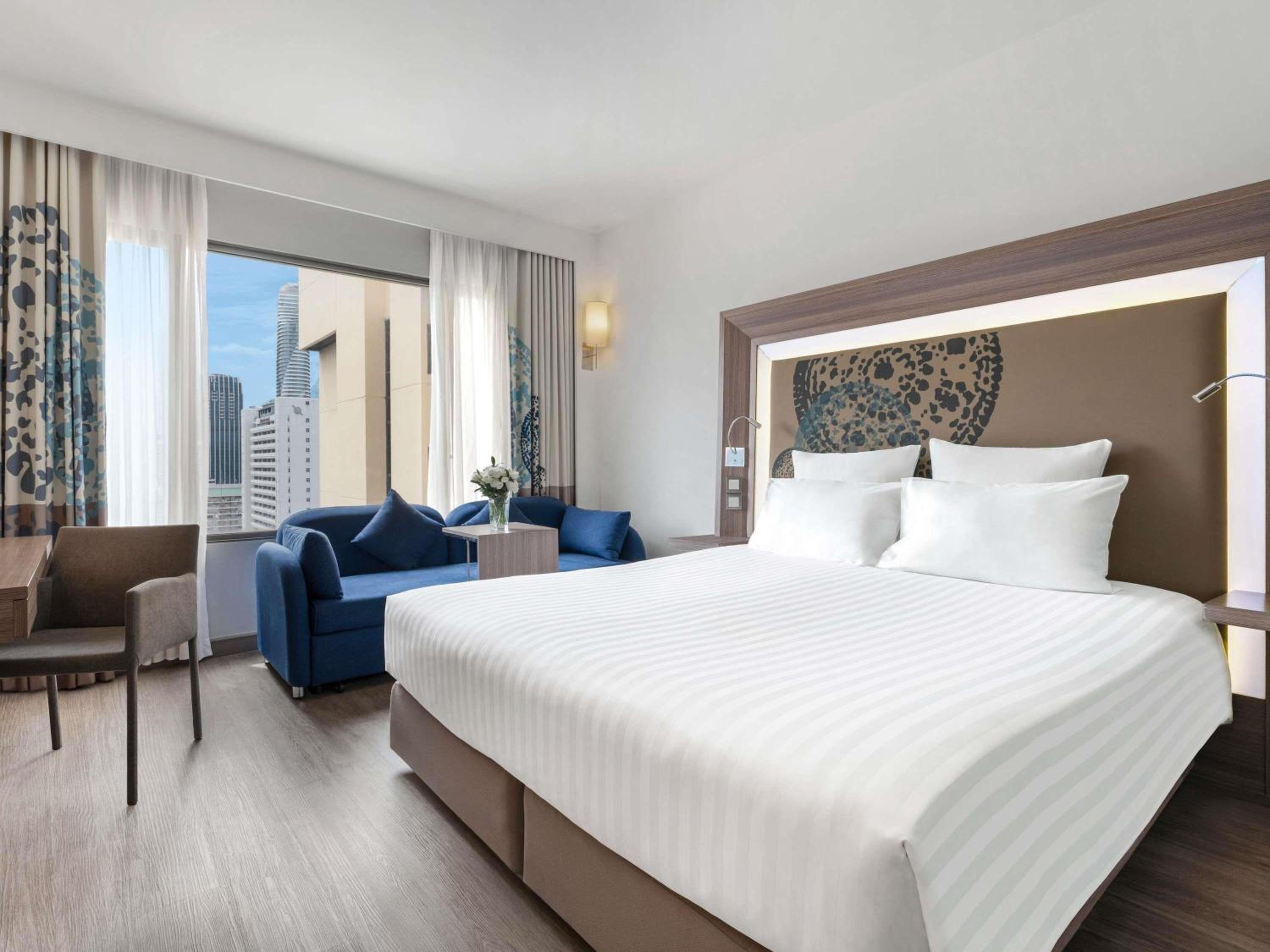 Premier King Room with Lounge Access
