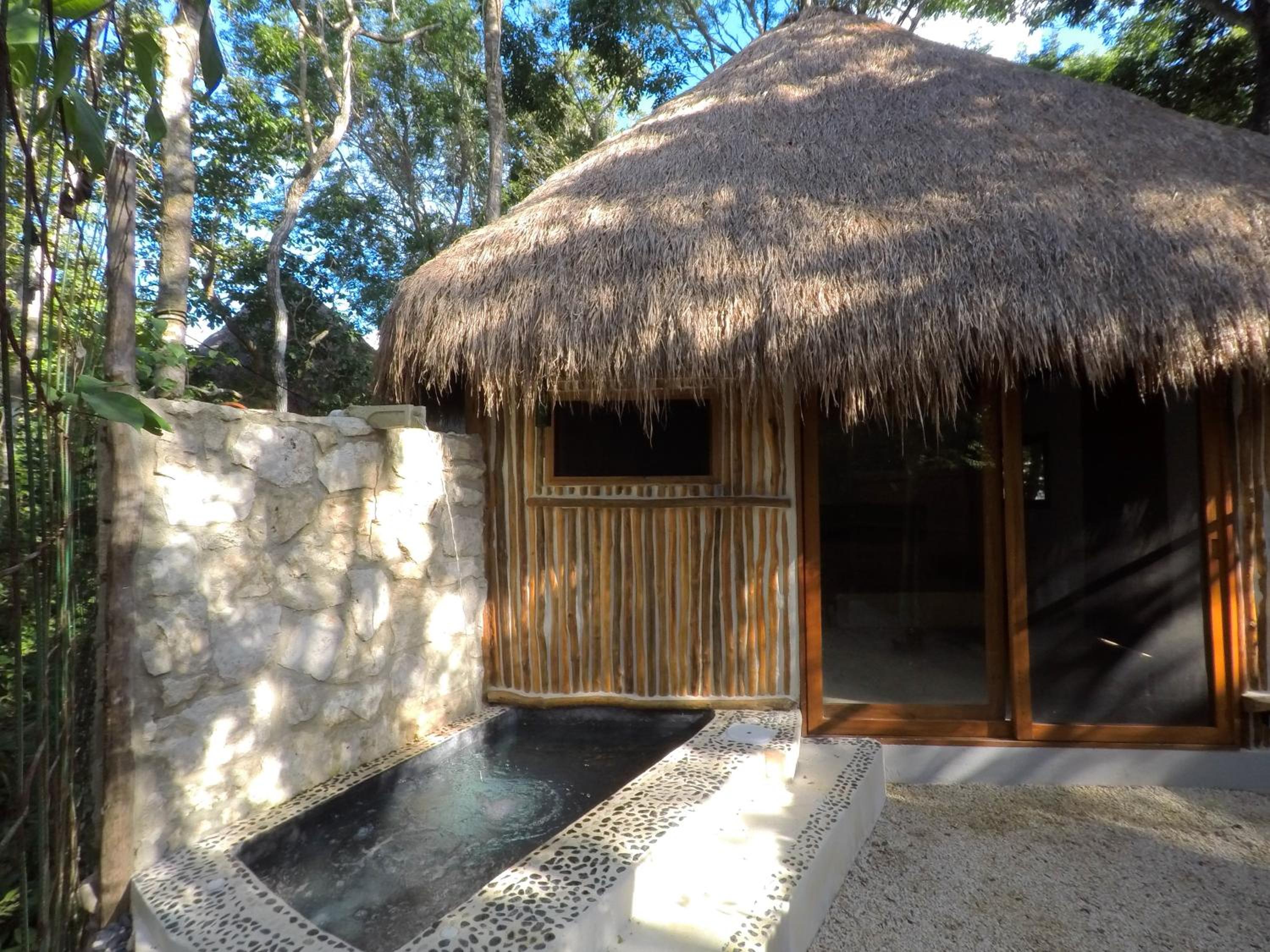 Deluxe Suite with Spa Bath - Photo 7