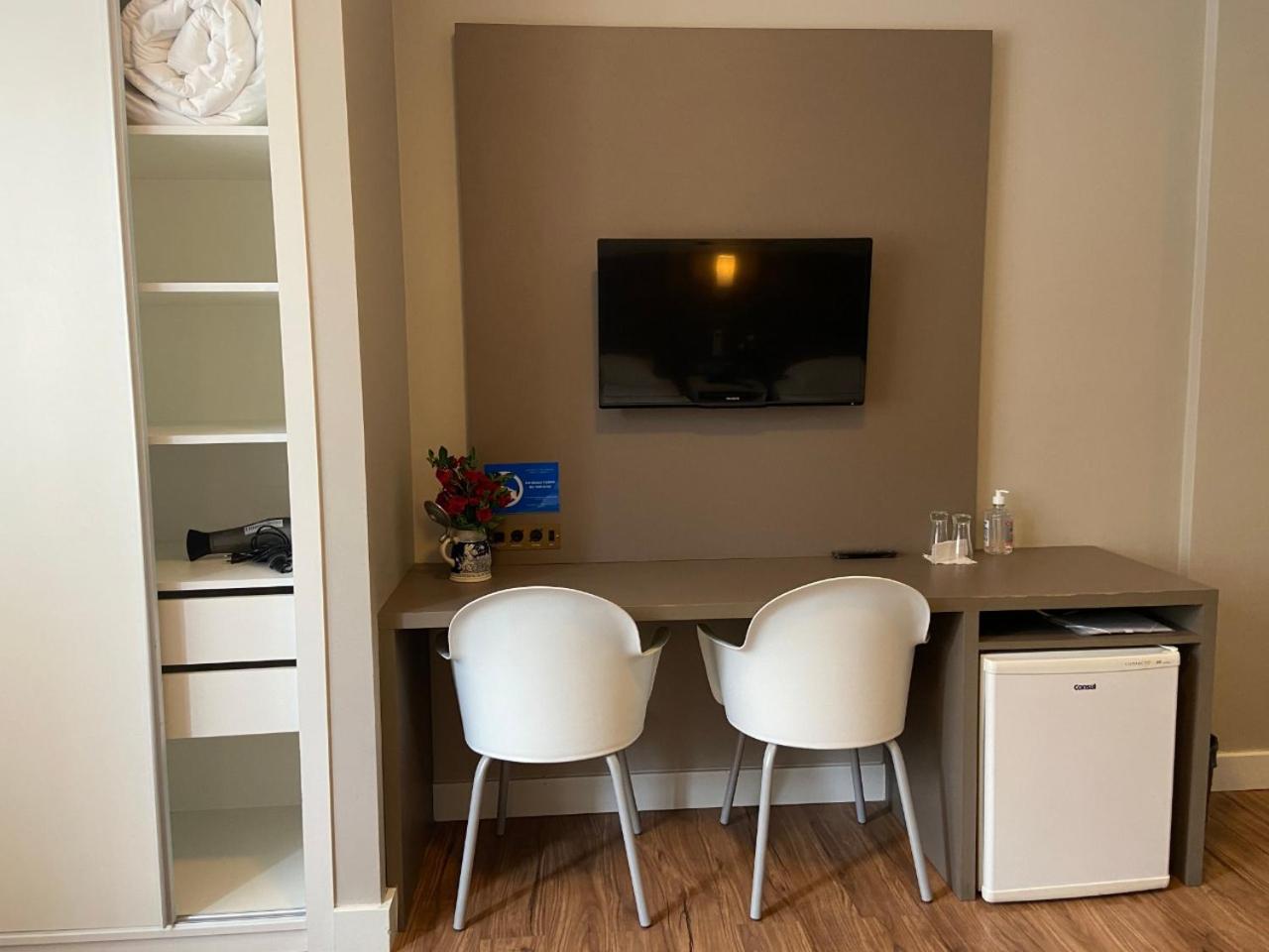 Deluxe Triple Room with 1 Double Bed and 1 Single Bed