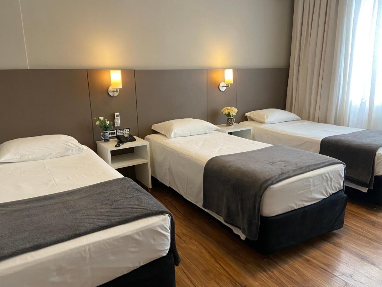 Deluxe Triple Room with 3 Single Beds