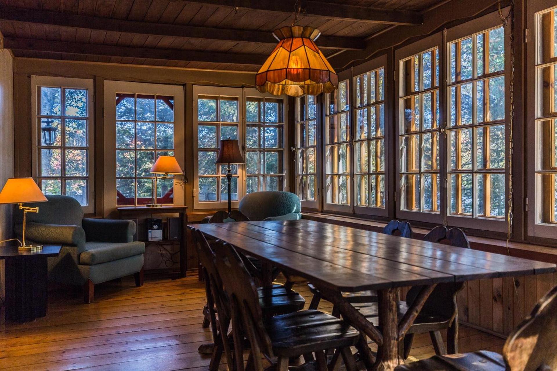 Three-Bedroom Chalet - Photo 20
