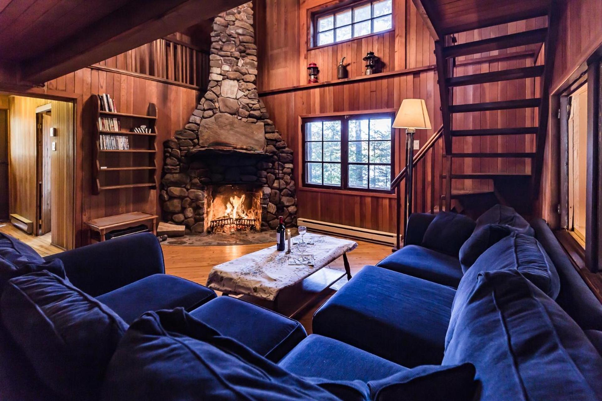 Three-Bedroom Chalet - Photo 1