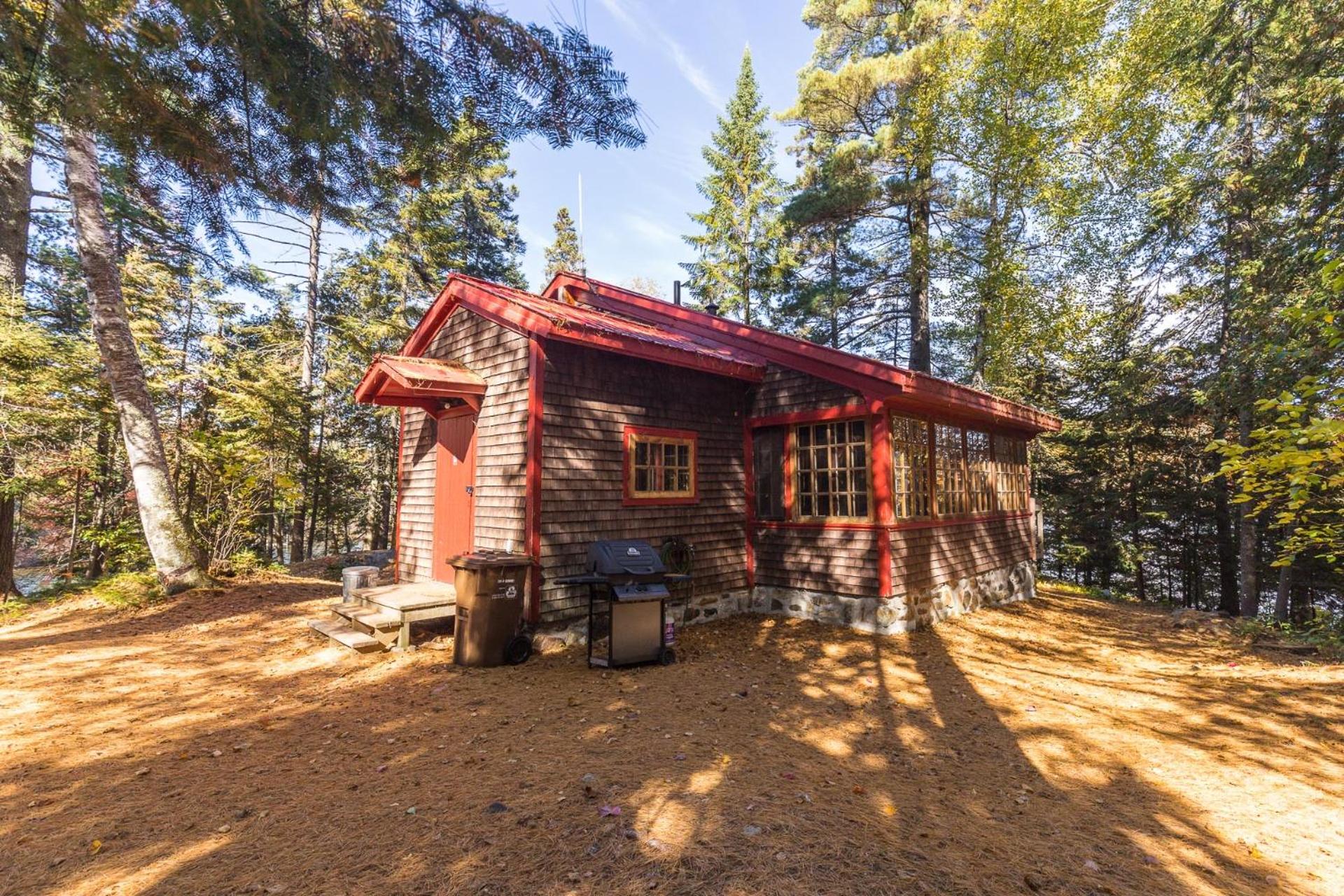 Three-Bedroom Chalet - Photo 18