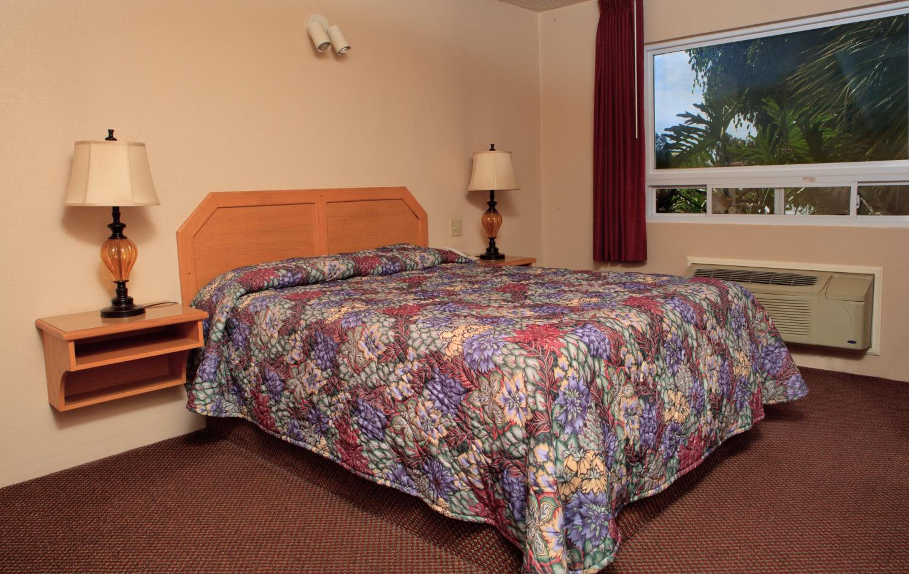 Standard Queen Room - Photo 1