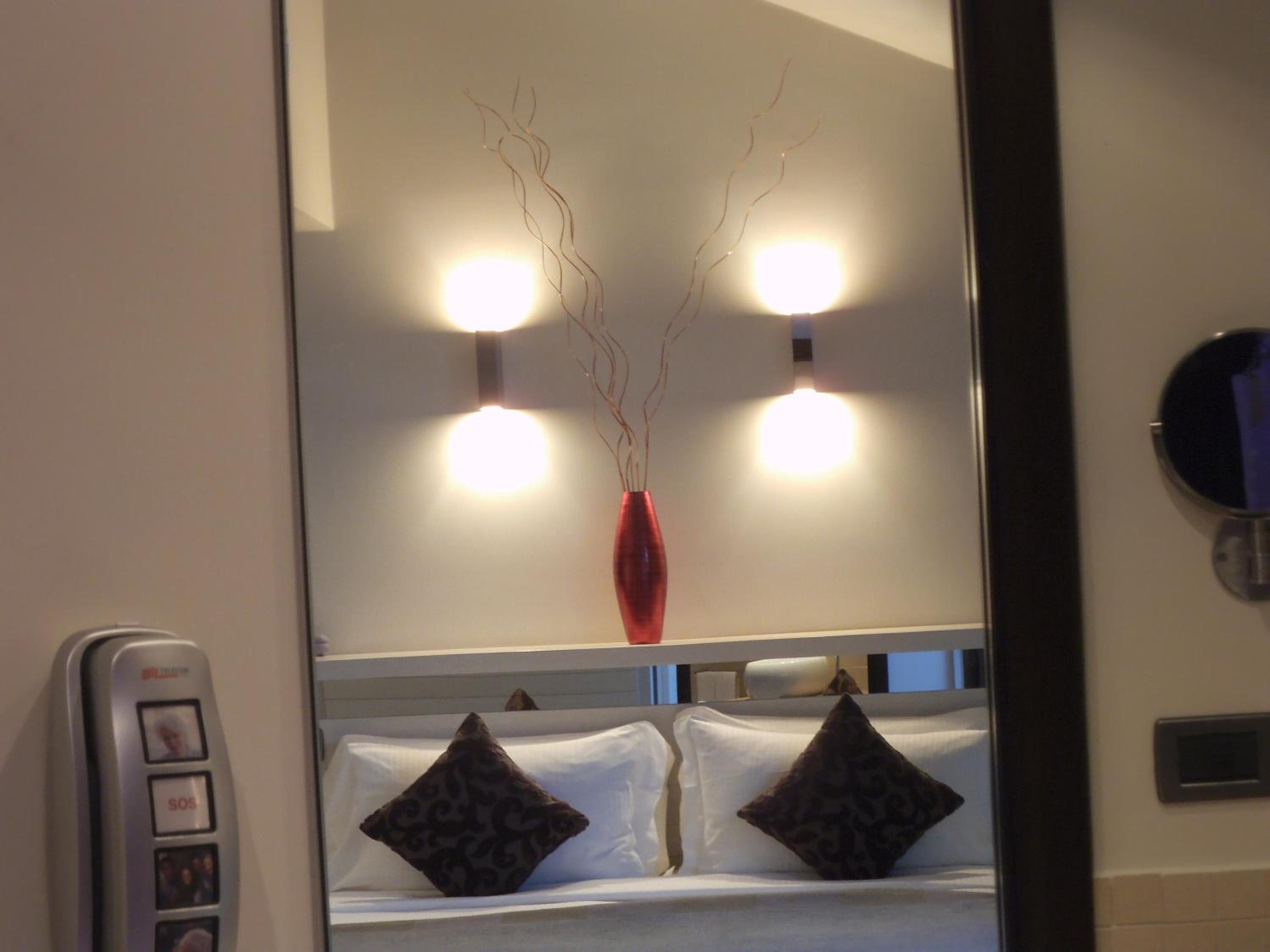Suite - Photo 7