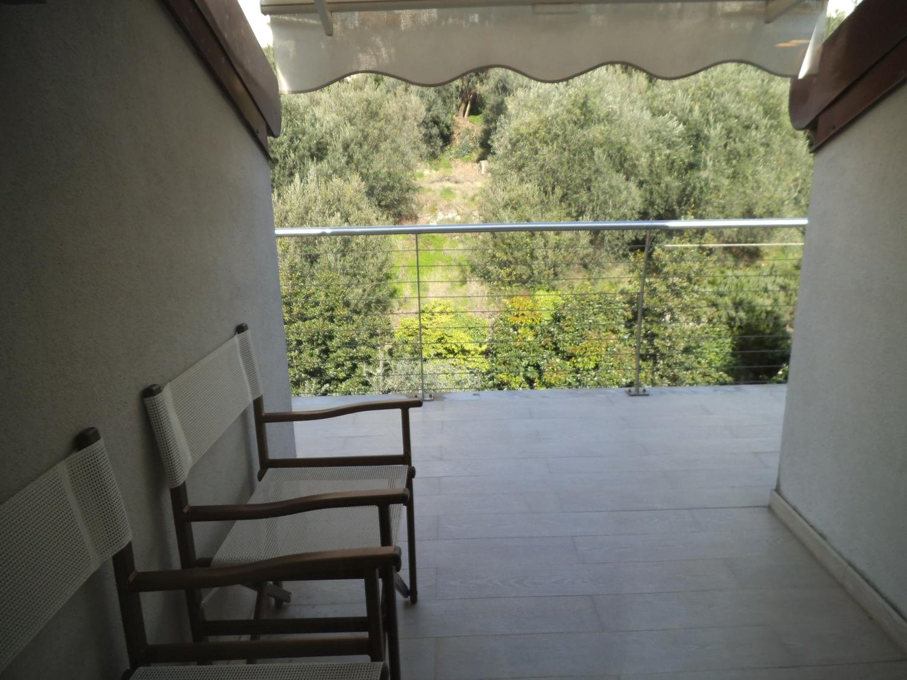 Suite - Photo 10
