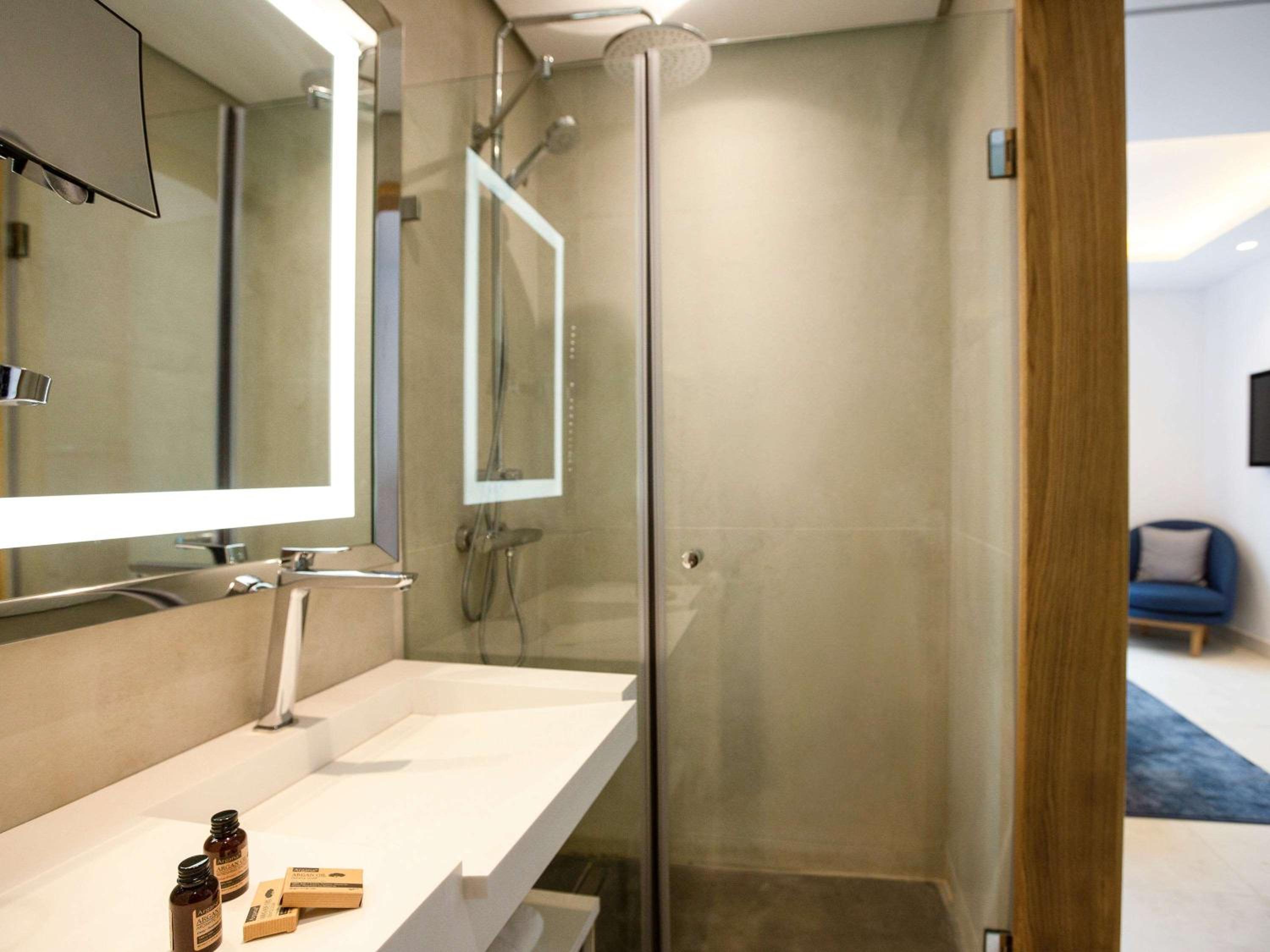 One-Bedroom Apartment (4 People) - Photo 11