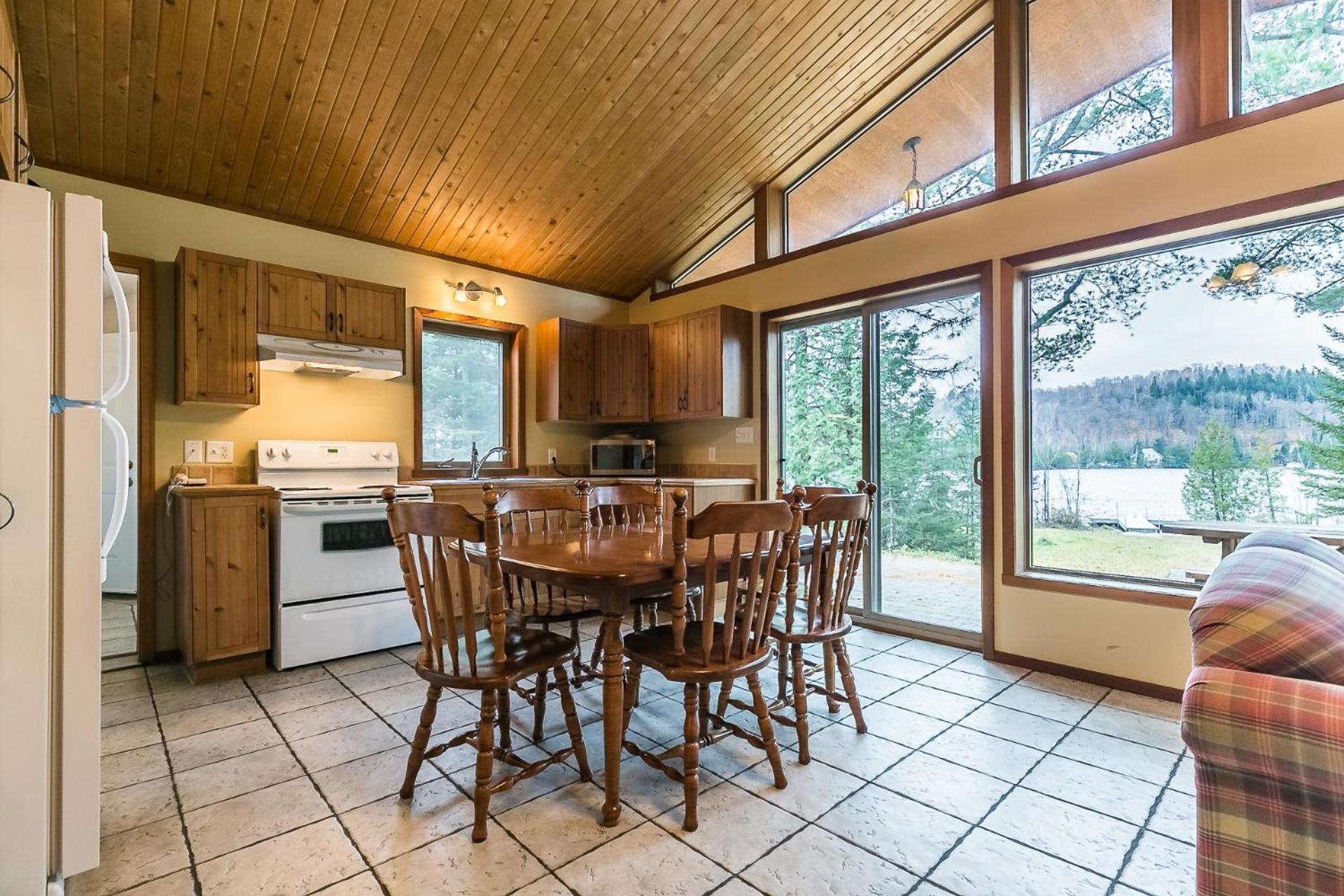 Two-Bedroom Chalet - Photo 10