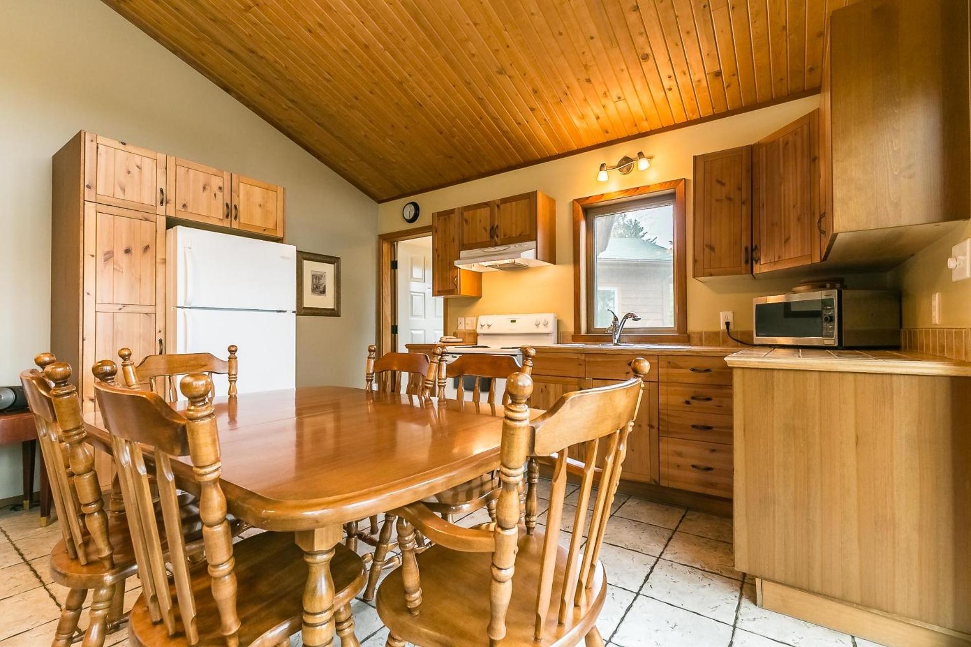 Two-Bedroom Chalet - Photo 11