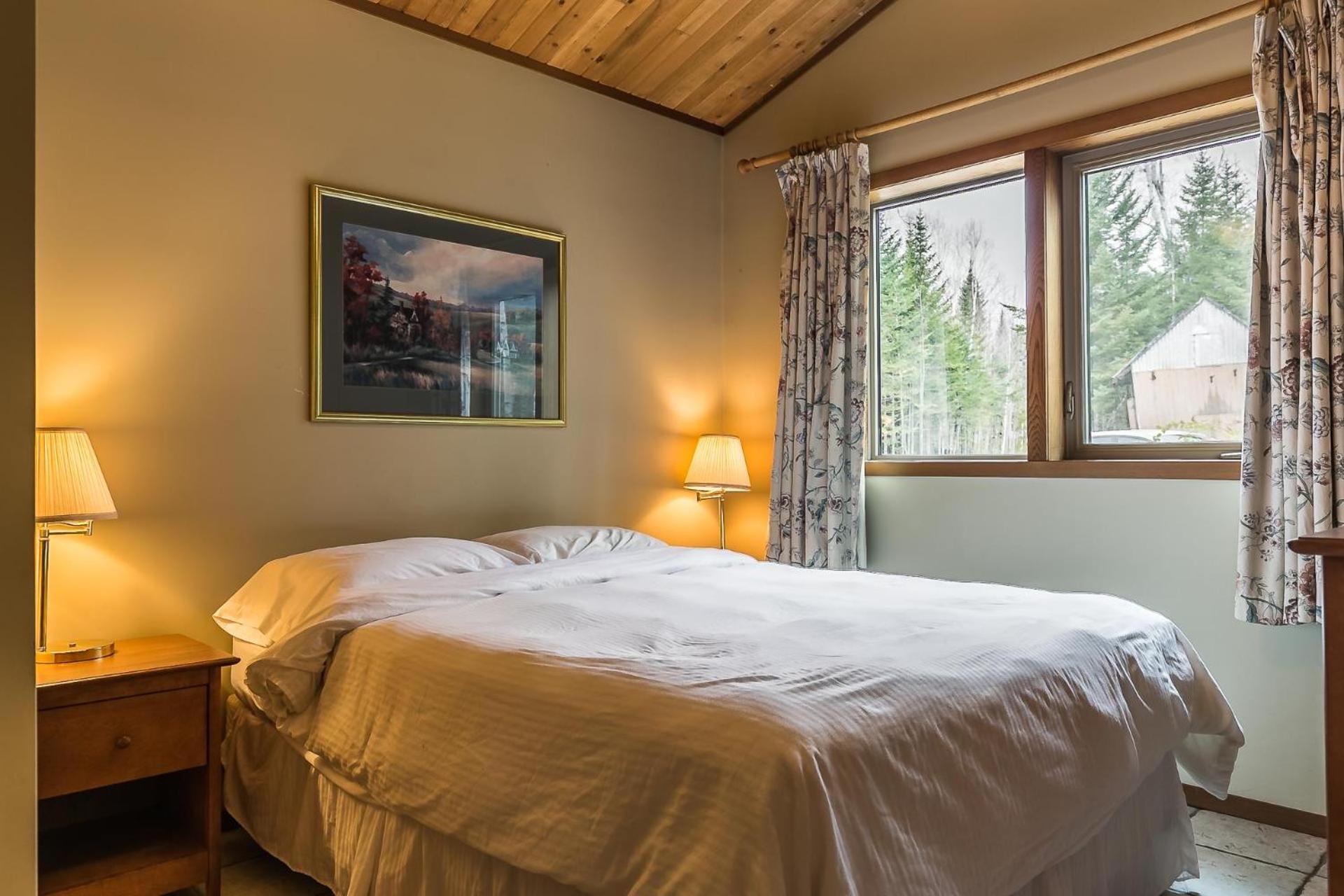 Two-Bedroom Chalet - Photo 13