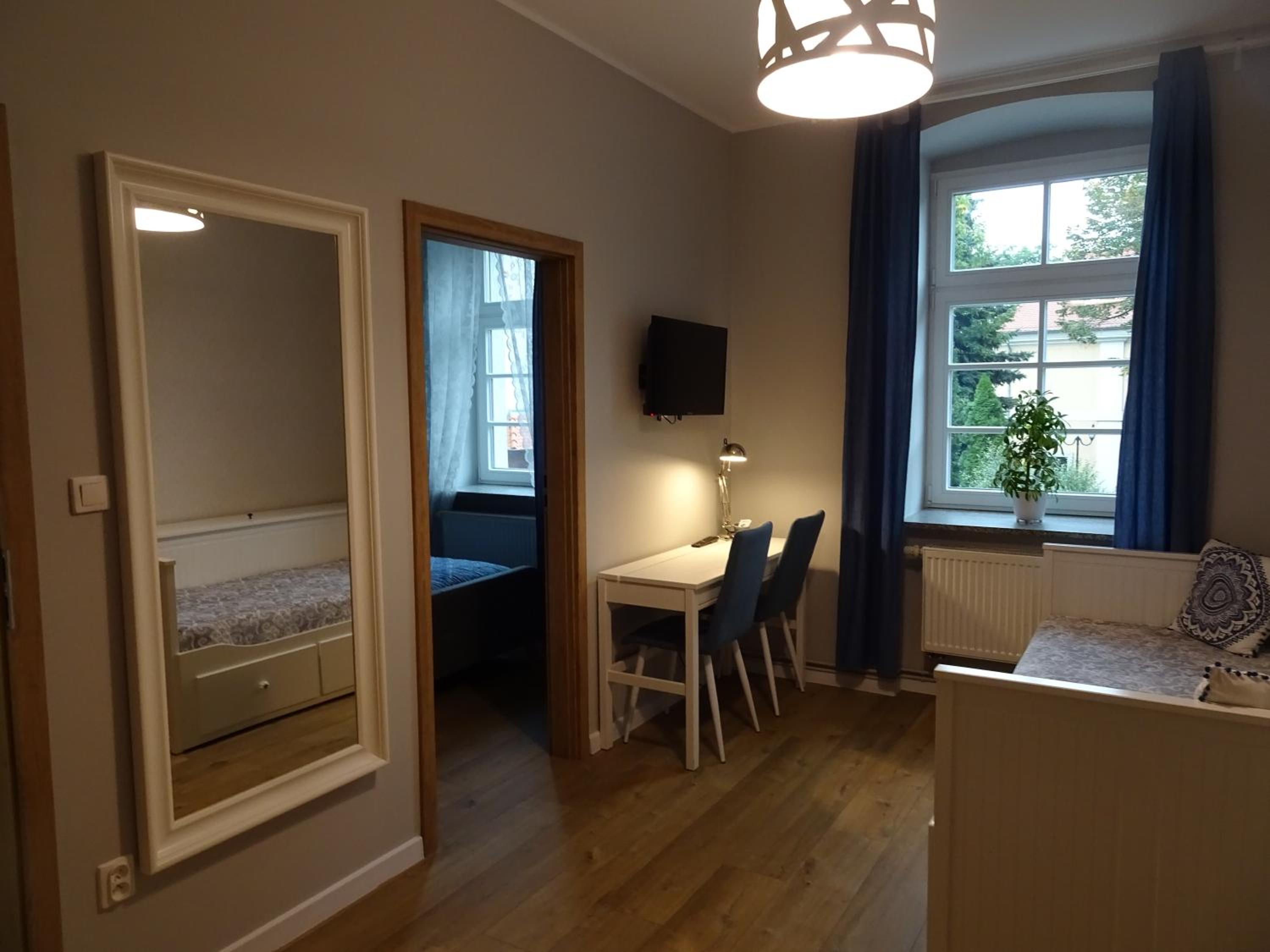 Family Room with Bathroom - Photo 8