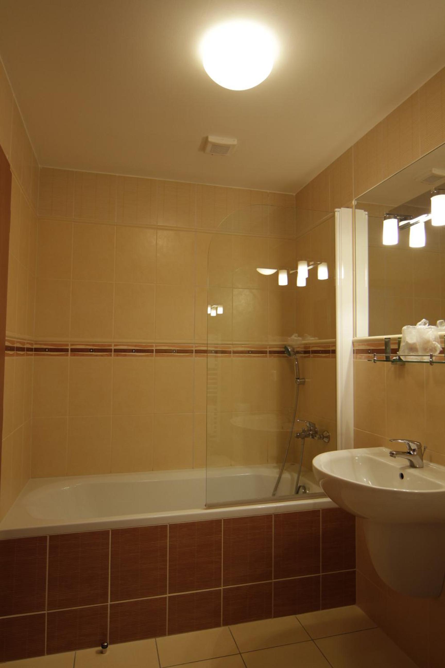 Apartment photo 3