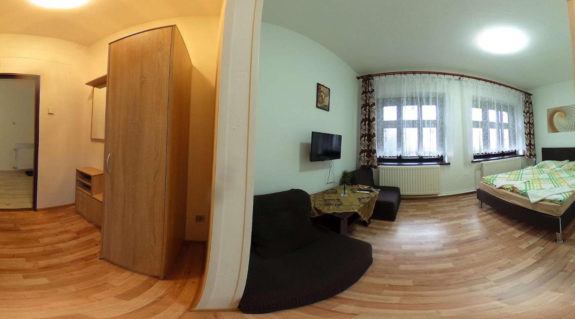 Double or Twin Room photo 3