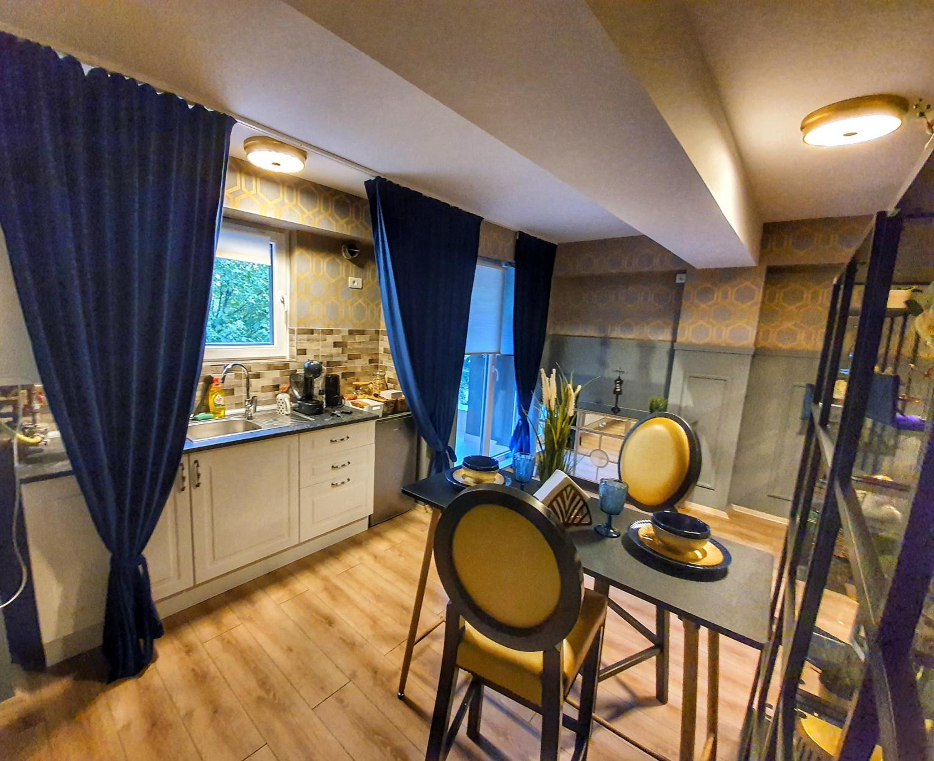 Deluxe Suite - Photo 18