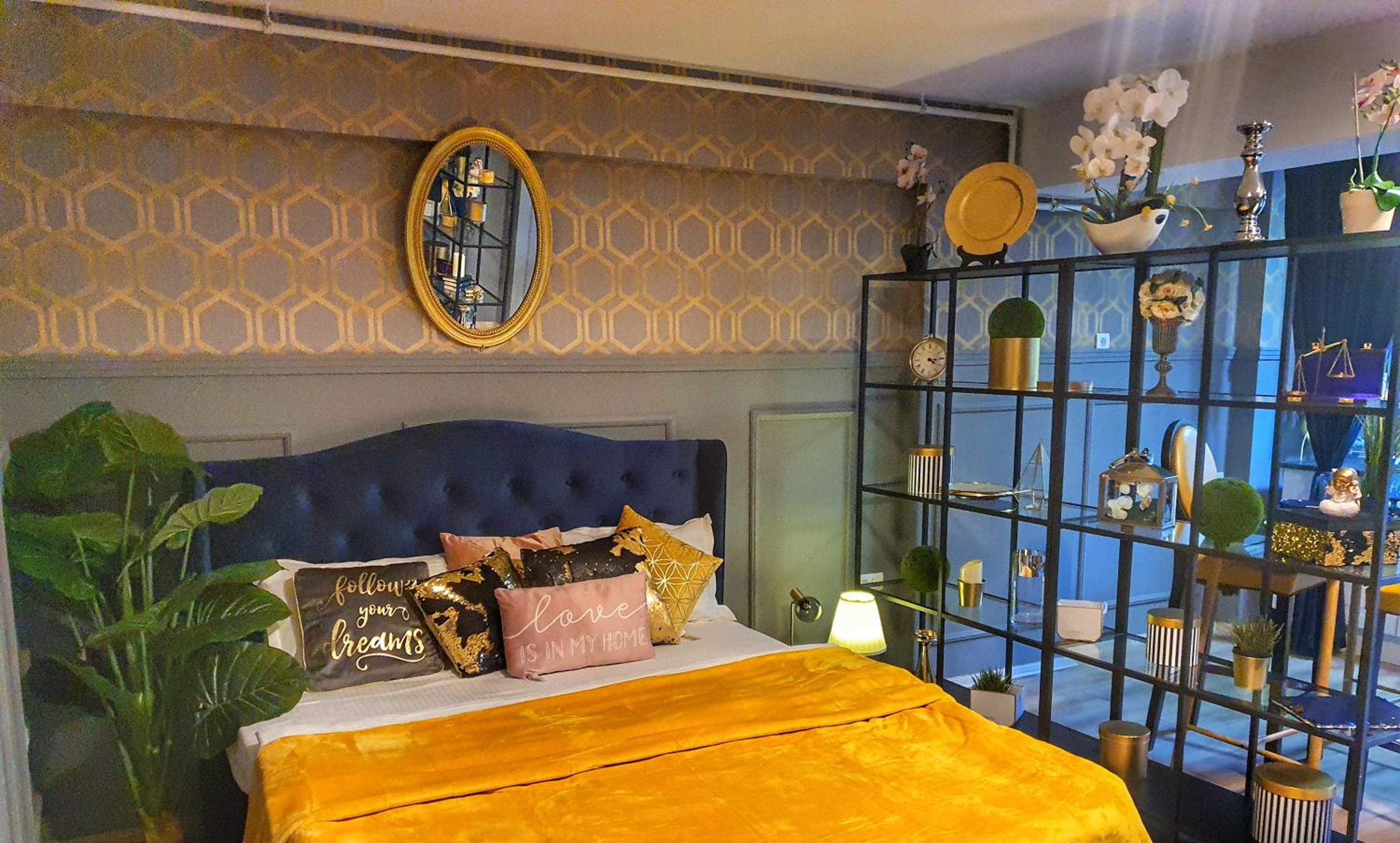 Deluxe Suite - Photo 6
