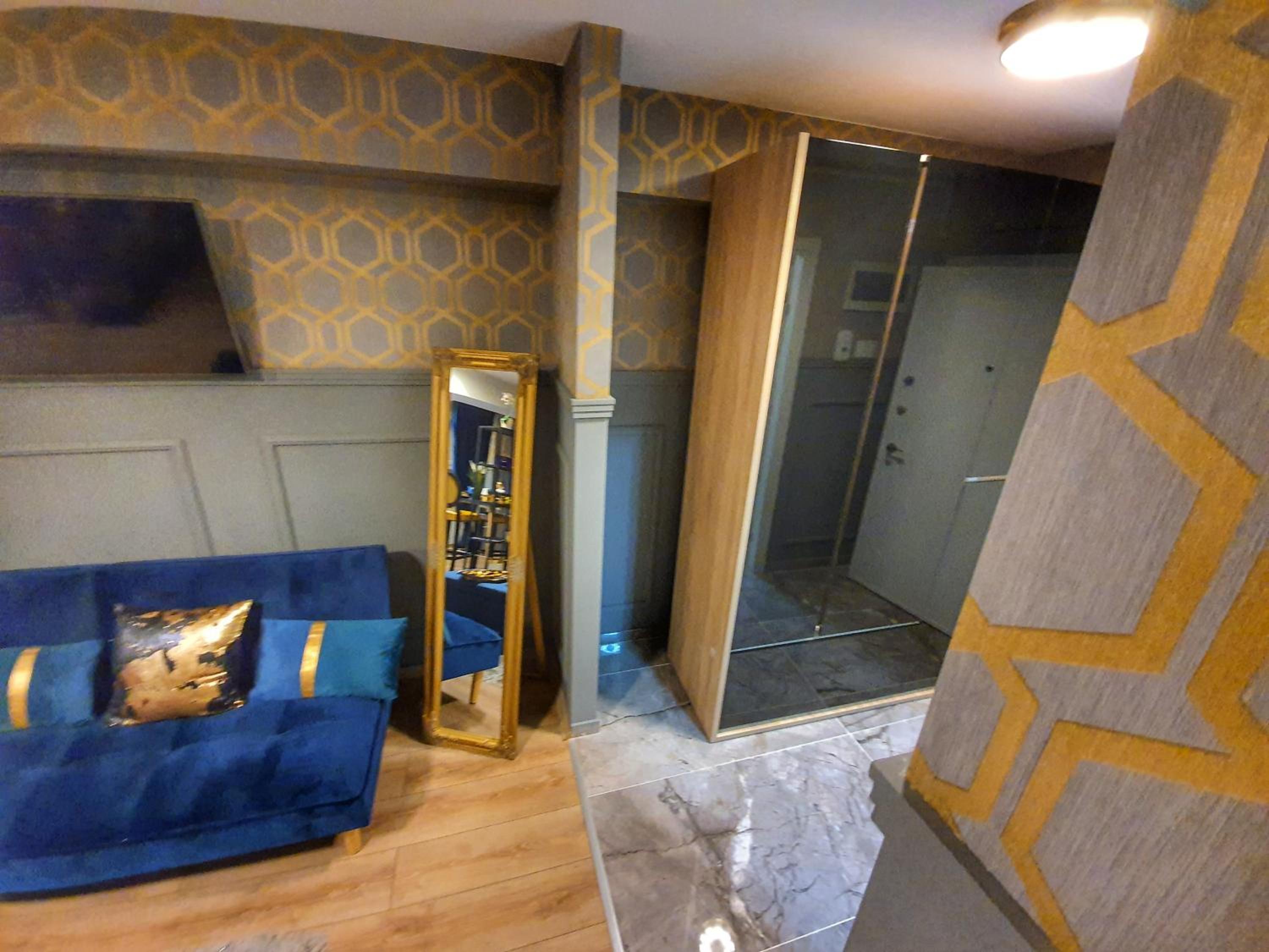 Deluxe Suite - Photo 10