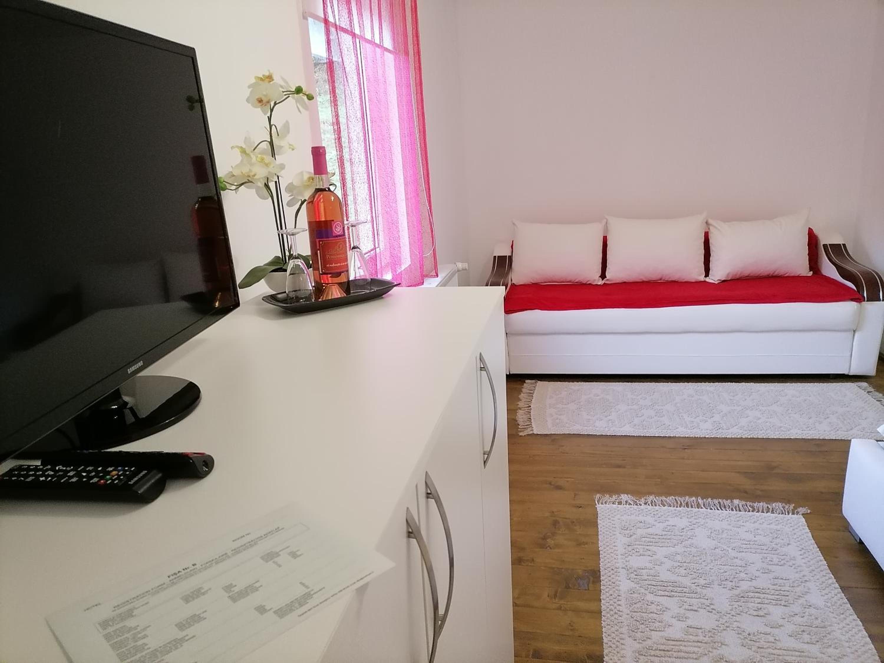Deluxe Double or Twin Room - Photo 14