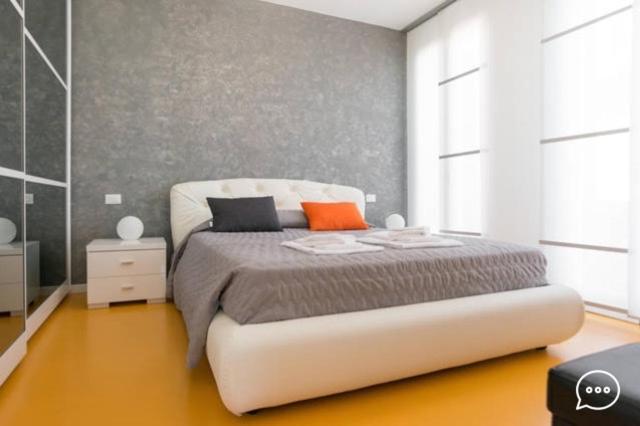 Two-Bedroom Apartment with Balcony and Sea View photo 1