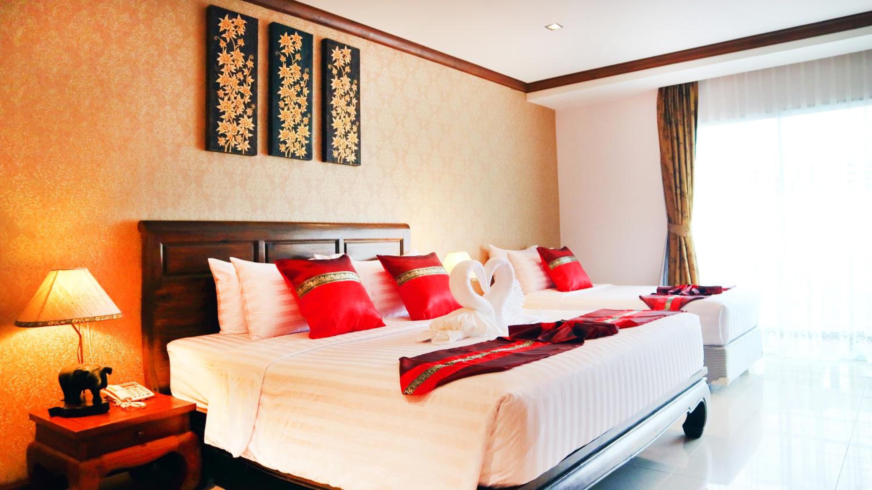 Deluxe Twin Room - Photo 1
