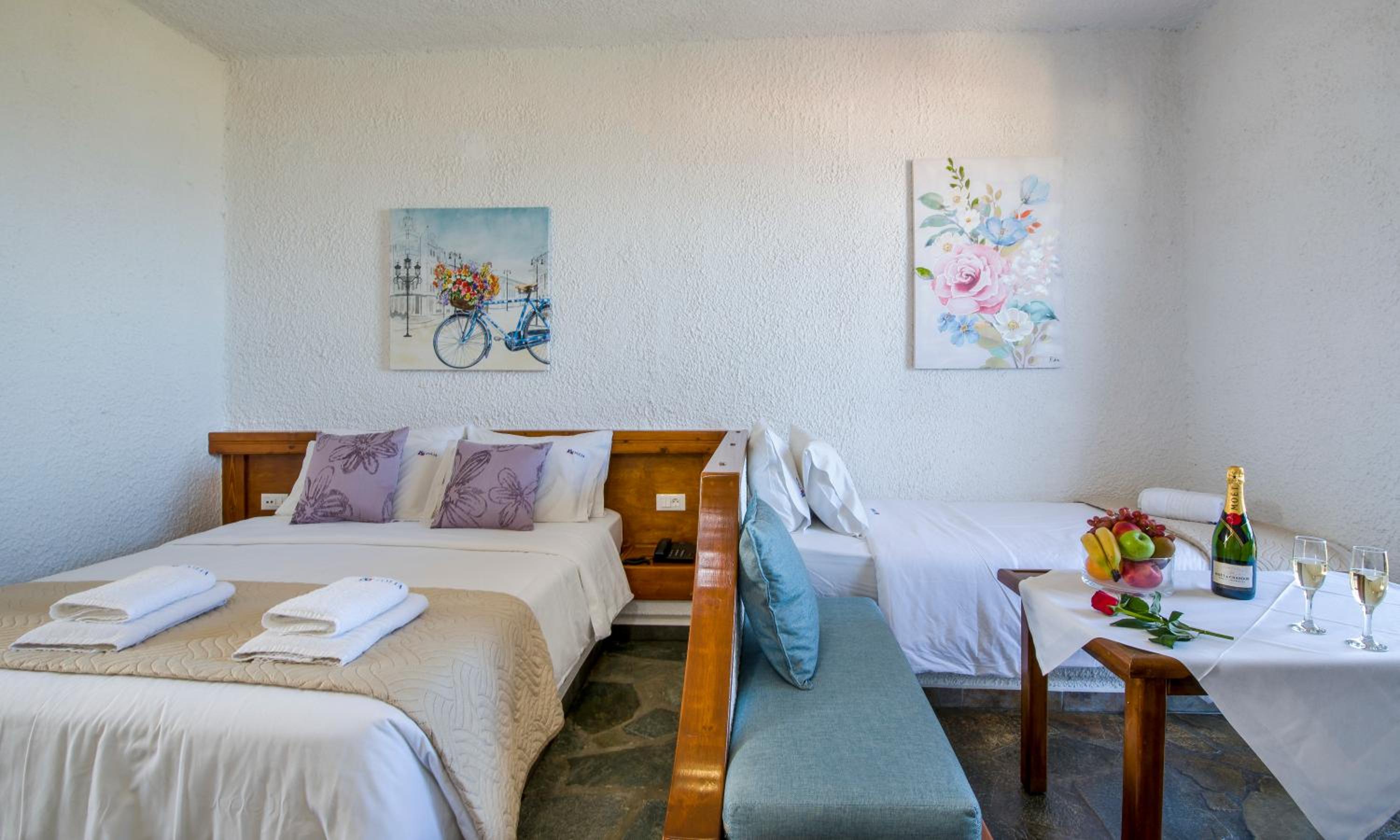 Studio with Sea View (2 Adults) - Photo 15