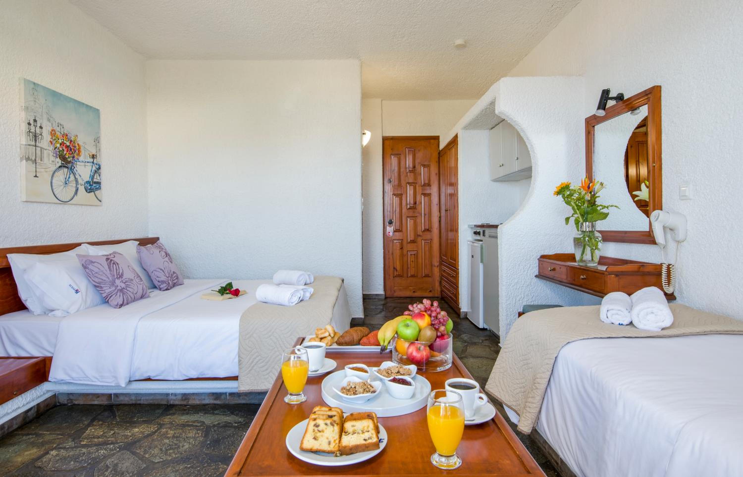 Studio with Sea View (2 Adults) - Photo 29